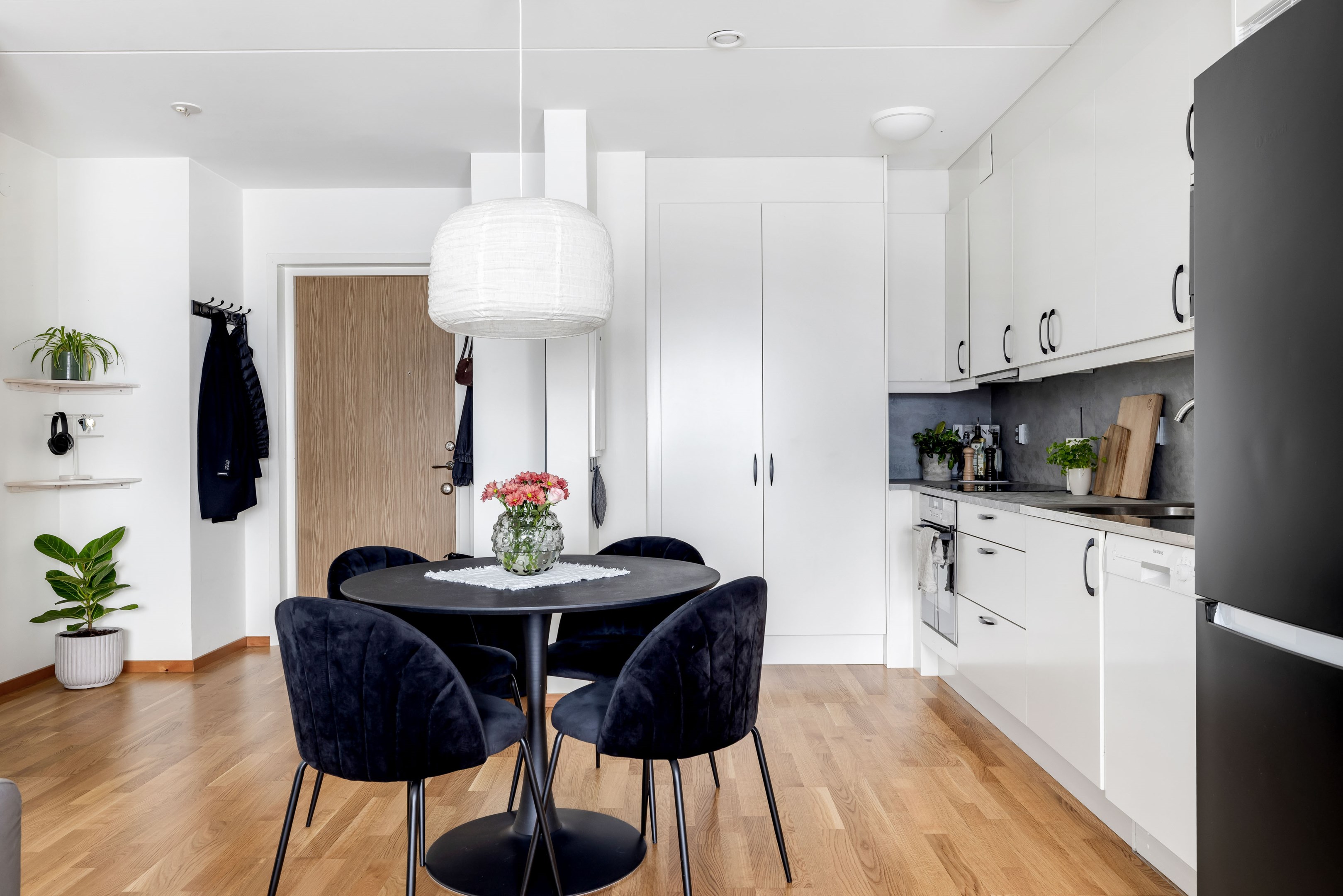 Bostadsbild från Torgny Segerstedts allé 24, Såld i Rosendal, Uppsala