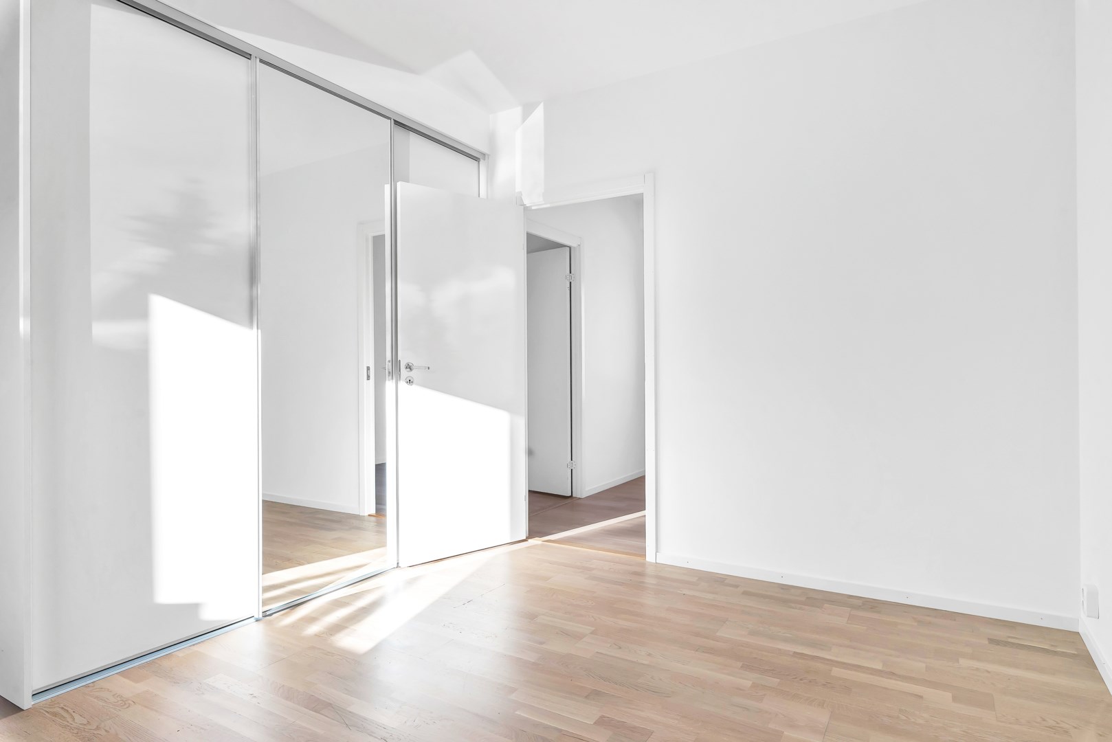 Bostadsbild från Citrinvägen 12, Till salu i Herrhagen, Uppsala