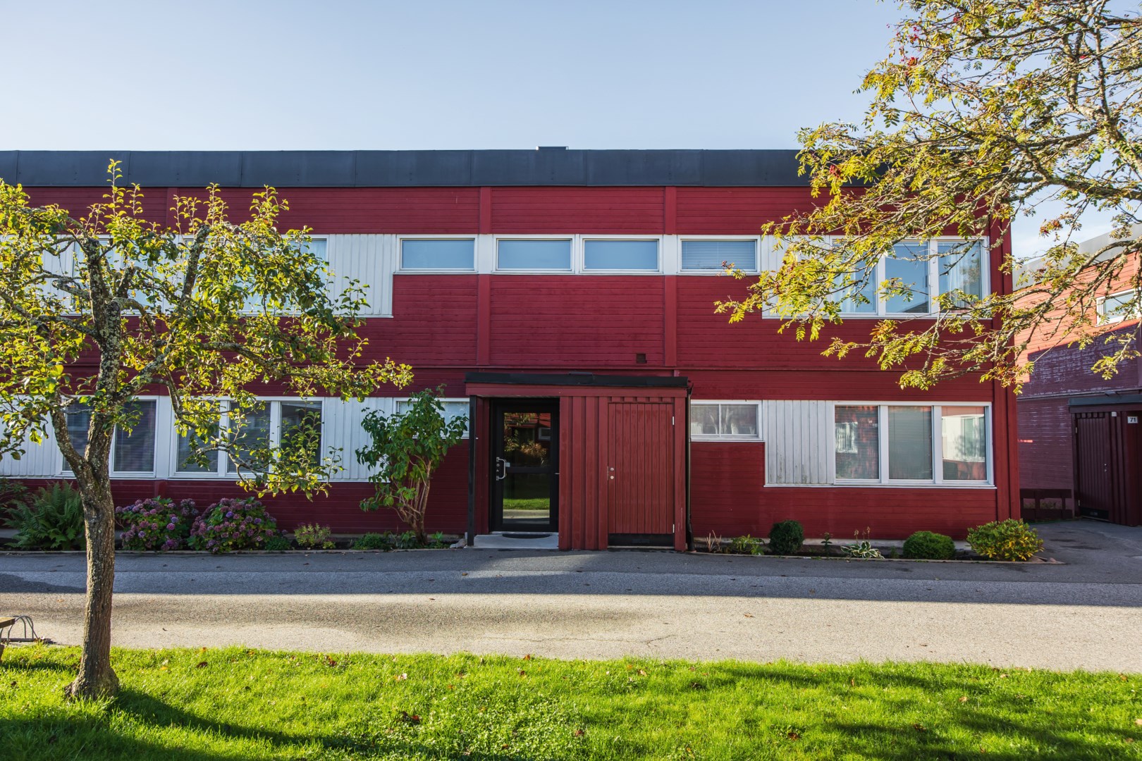 Bostadsbild från Ljuskärrsvägen 78, Kommande i Ljuskärrsberget - Saltsjöbaden, Nacka