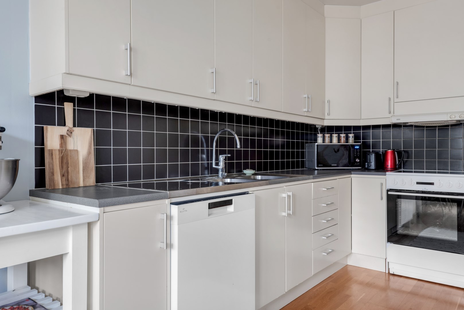 Bostadsbild från Tullgarnsgatan 7, Till salu i Kungsängen, Uppsala