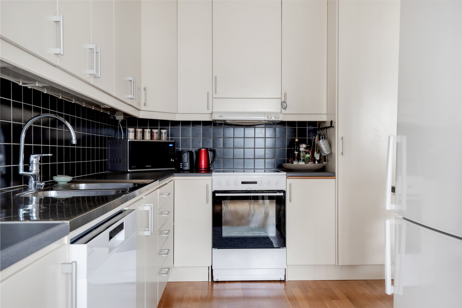 Bostadsbild från Tullgarnsgatan 7, Till salu i Kungsängen, Uppsala