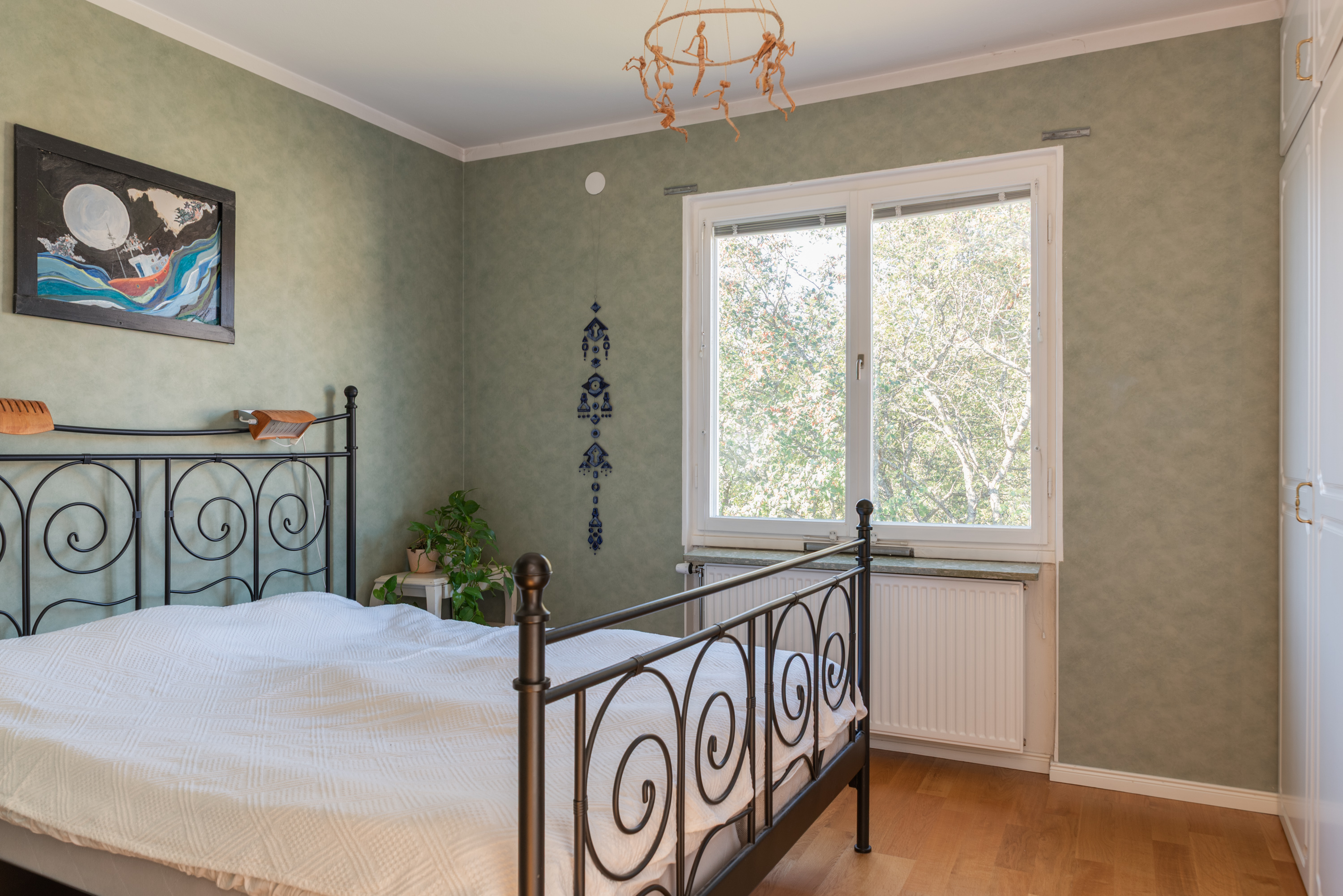 Bostadsbild från Narvavägen 23, Till salu i Krumeluren, Västerås