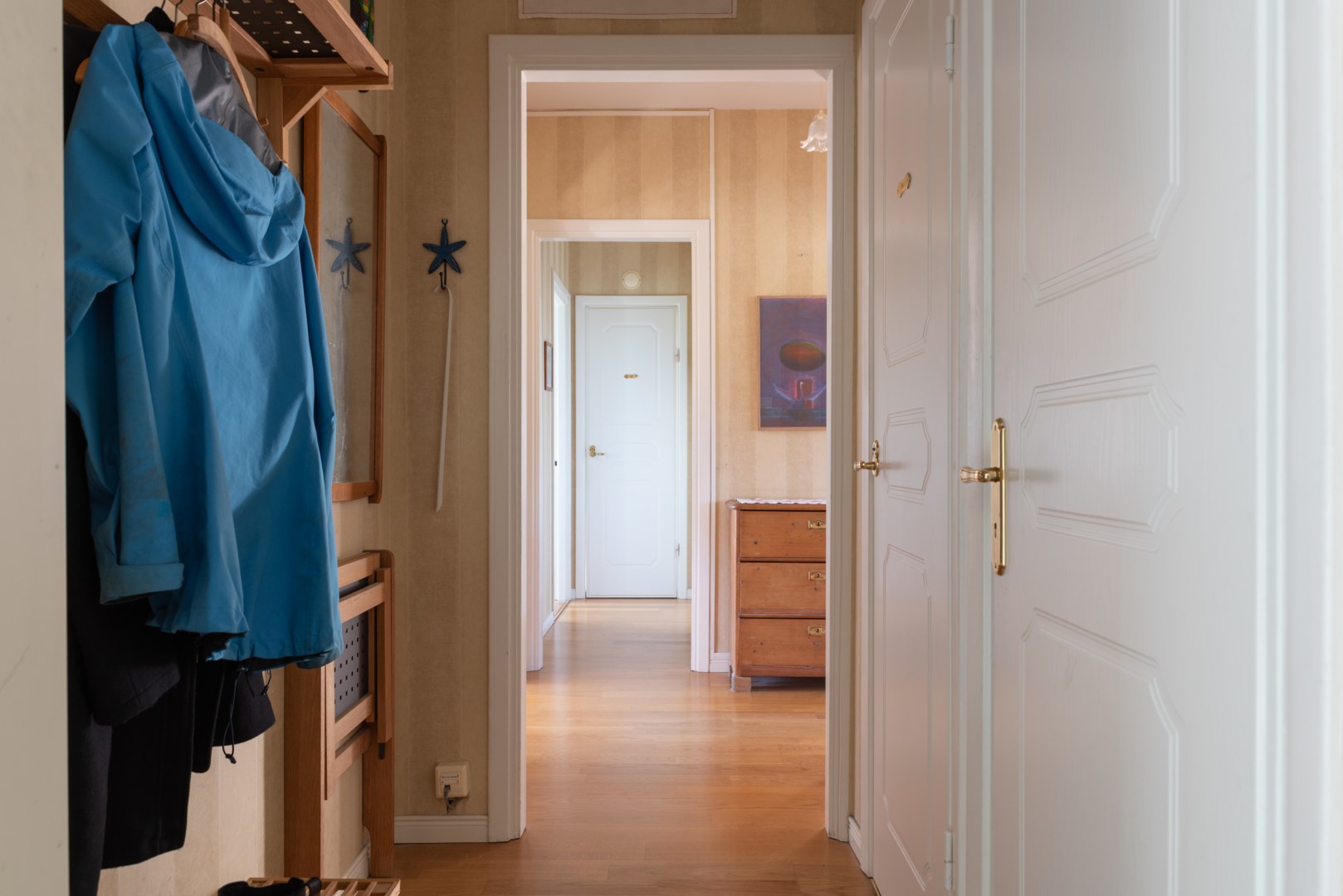 Bostadsbild från Narvavägen 23, Till salu i Krumeluren, Västerås