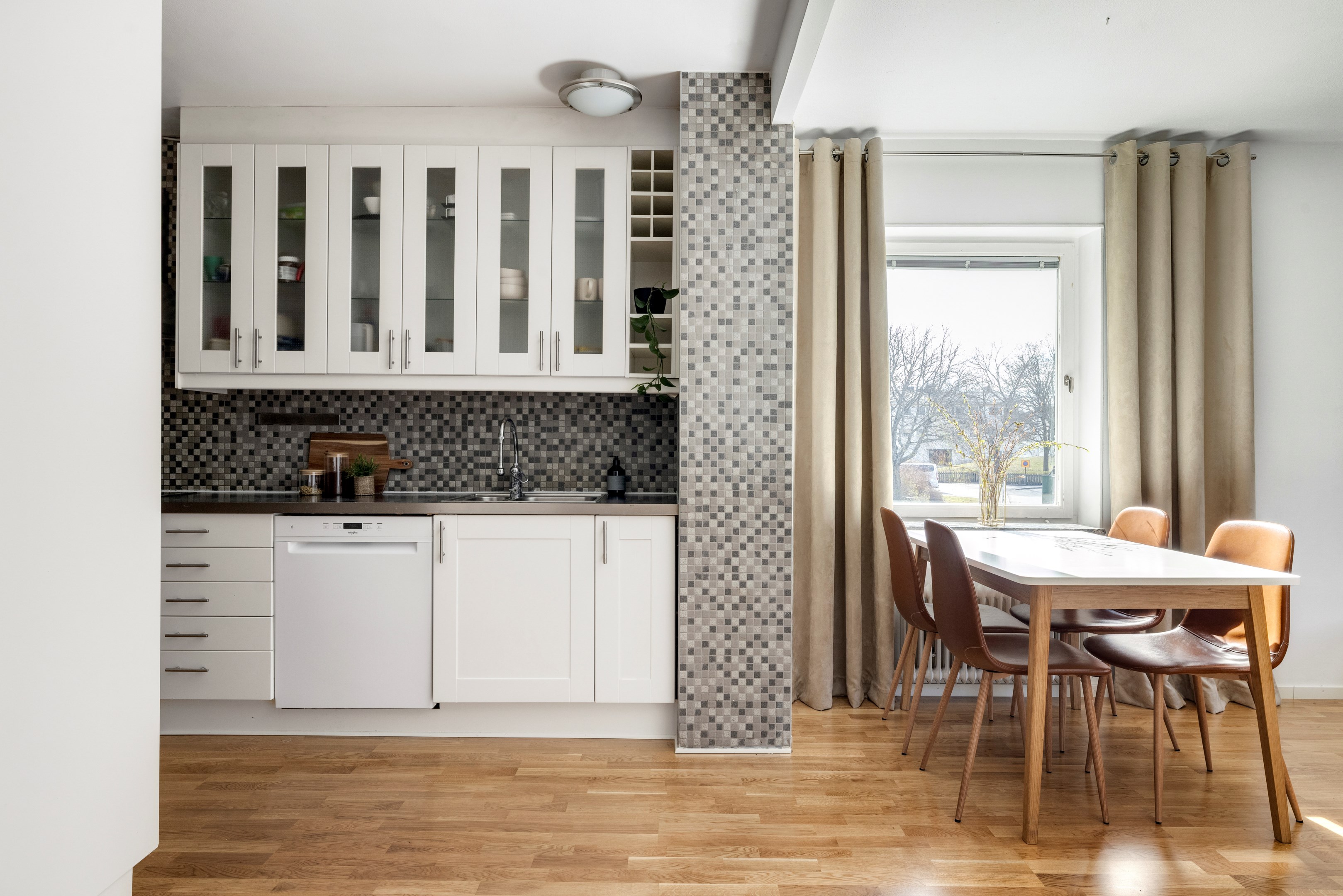 Bostadsbild från Regngatan 21, Såld i Gränby, Uppsala