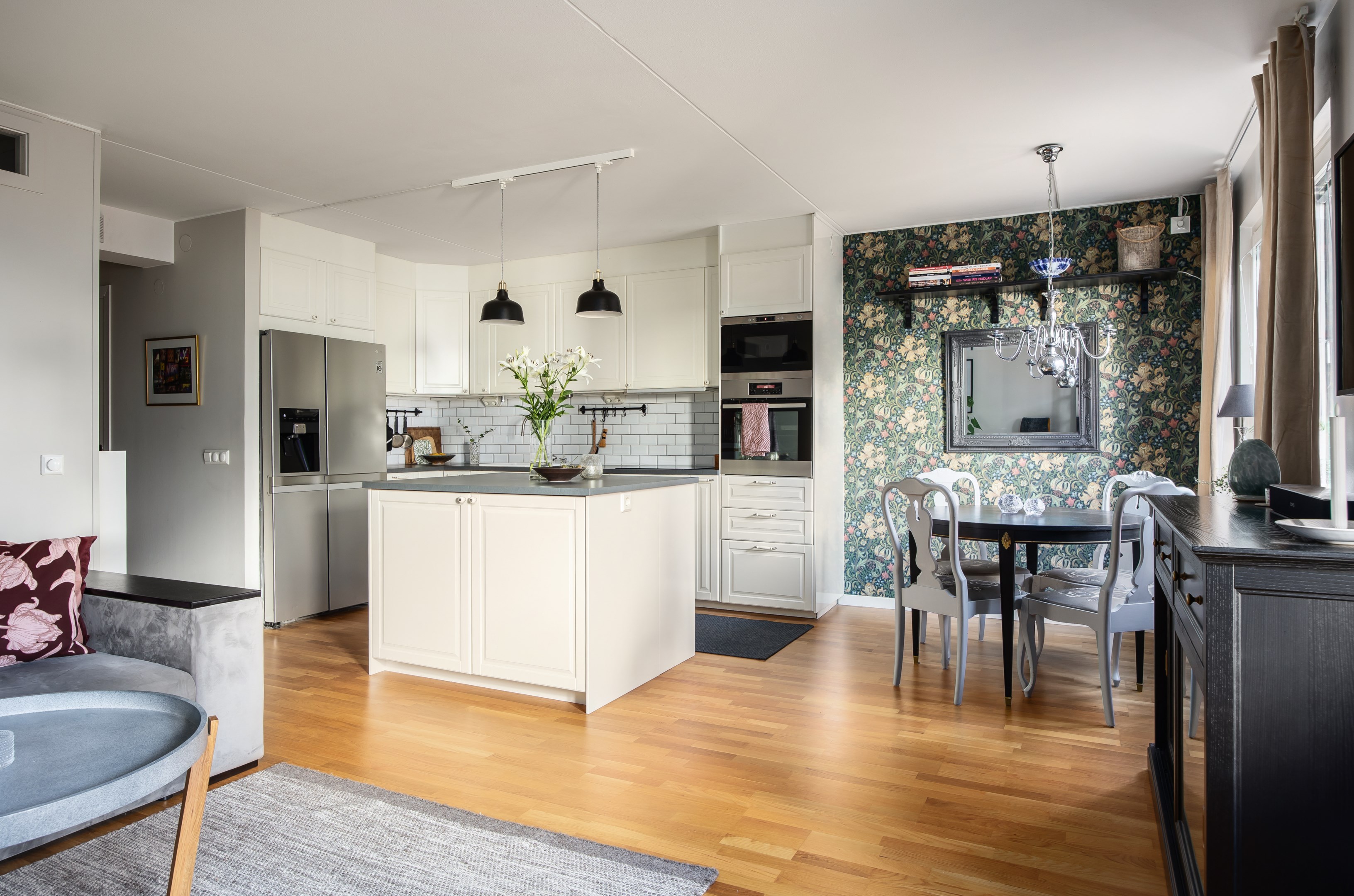 Bostadsbild från Täppgränd 23, Såld i Enskede, Stockholm