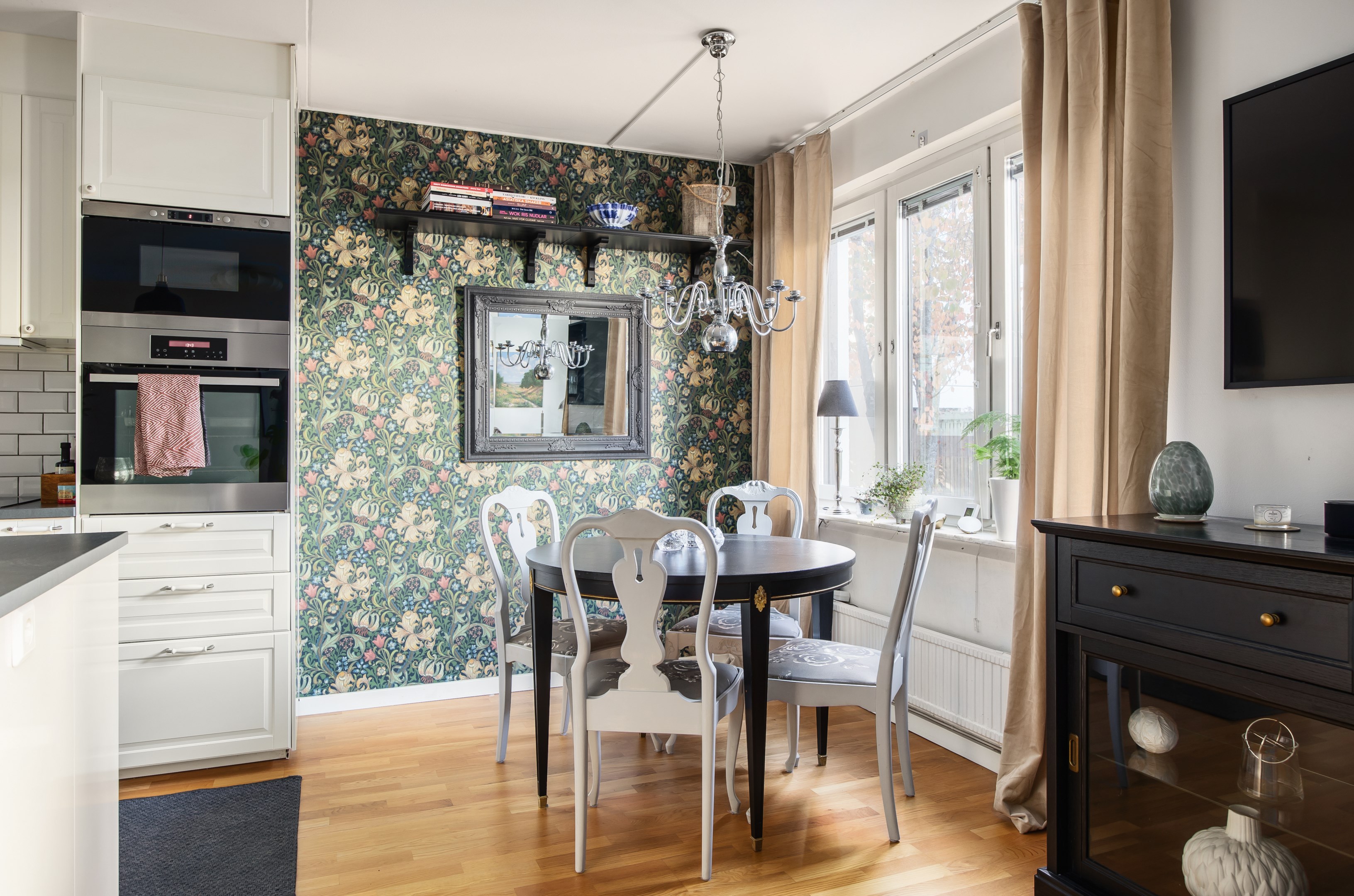 Bostadsbild från Täppgränd 23, Såld i Enskede, Stockholm