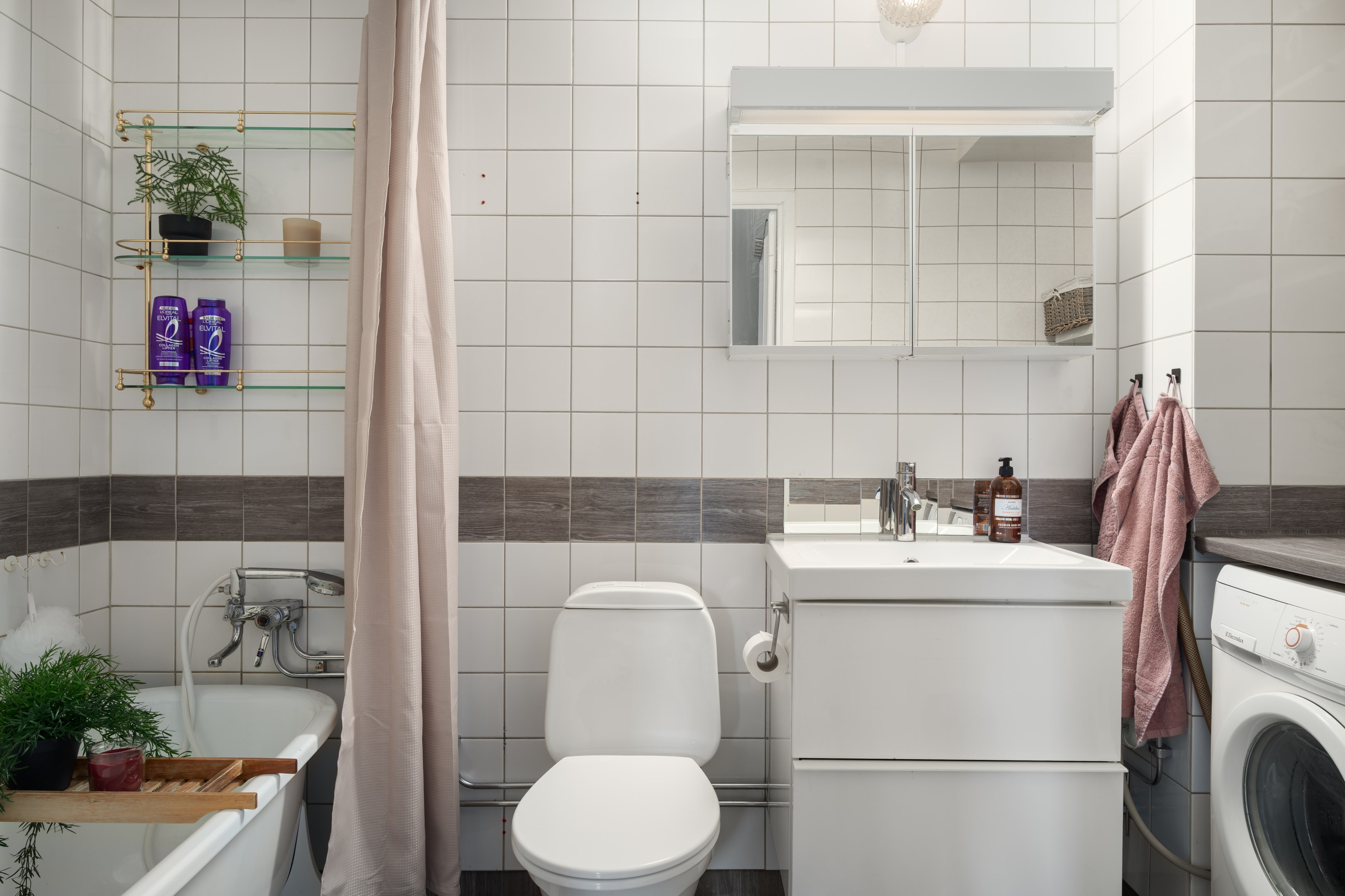 Bostadsbild från Utövägen 5, 1 tr, Kommande i Västra Orminge, Nacka