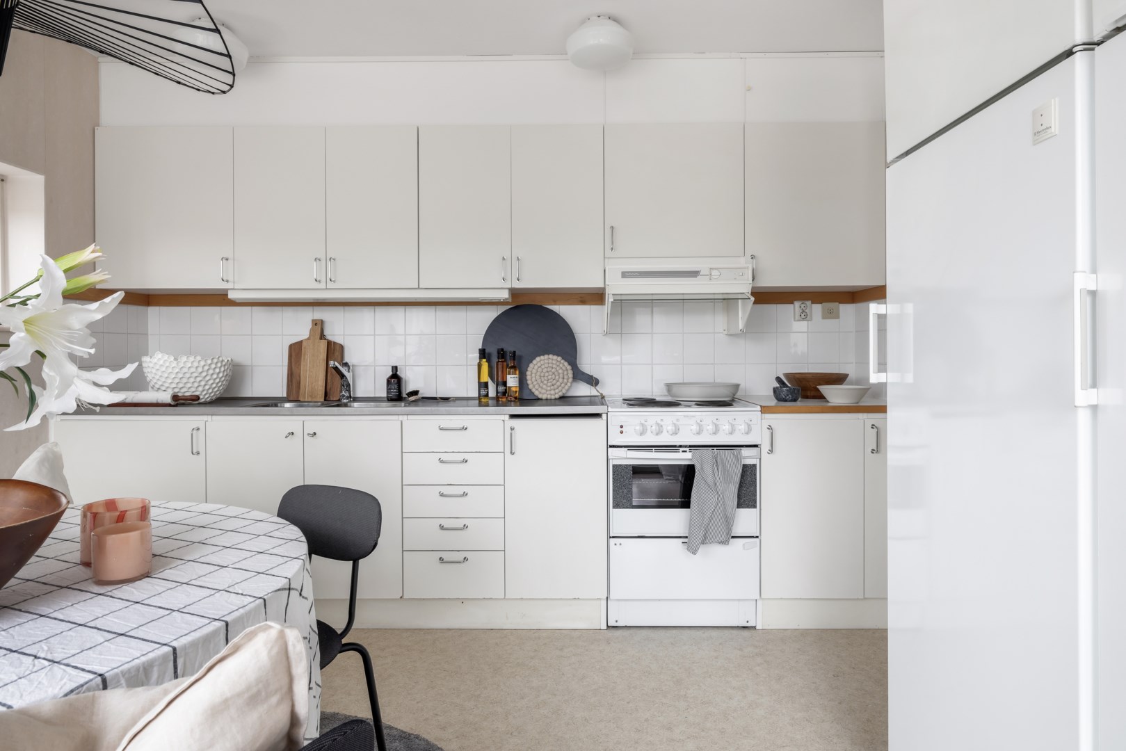 Bostadsbild från Solstrålevägen 147, Till salu i Storvreta, Uppsala