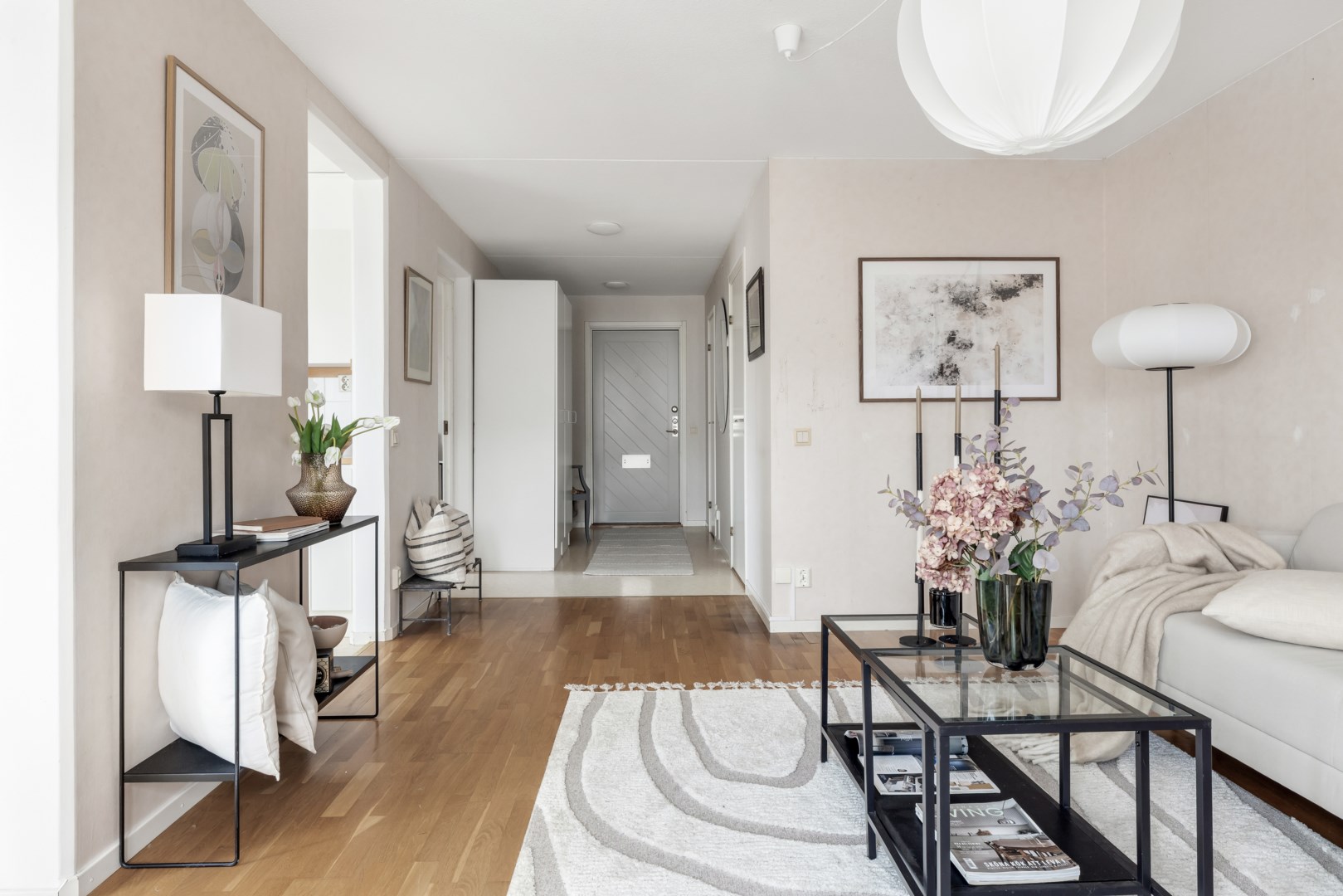 Bostadsbild från Solstrålevägen 147, Till salu i Storvreta, Uppsala