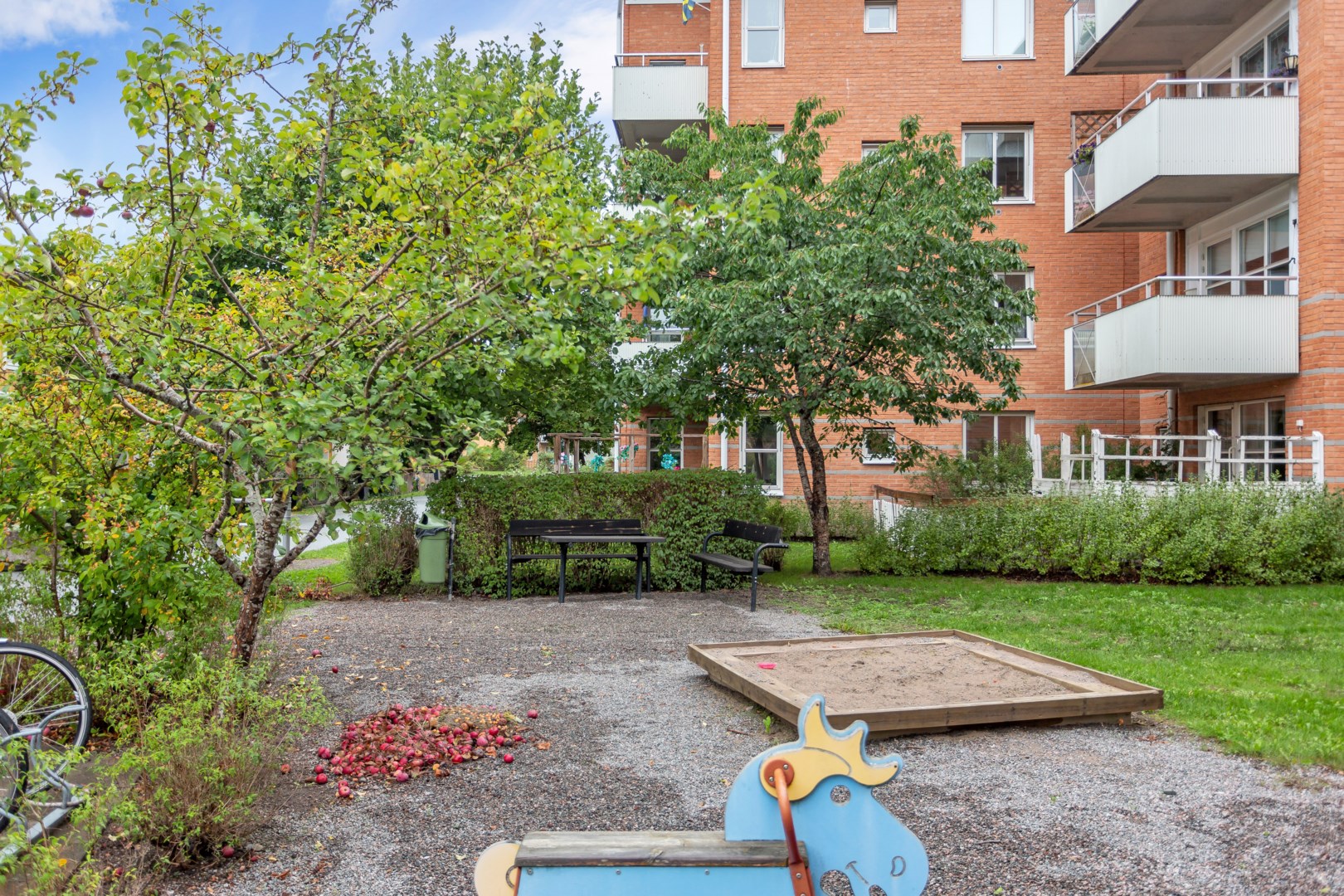 Bostadsbild från Solstrålevägen 147, Till salu i Storvreta, Uppsala