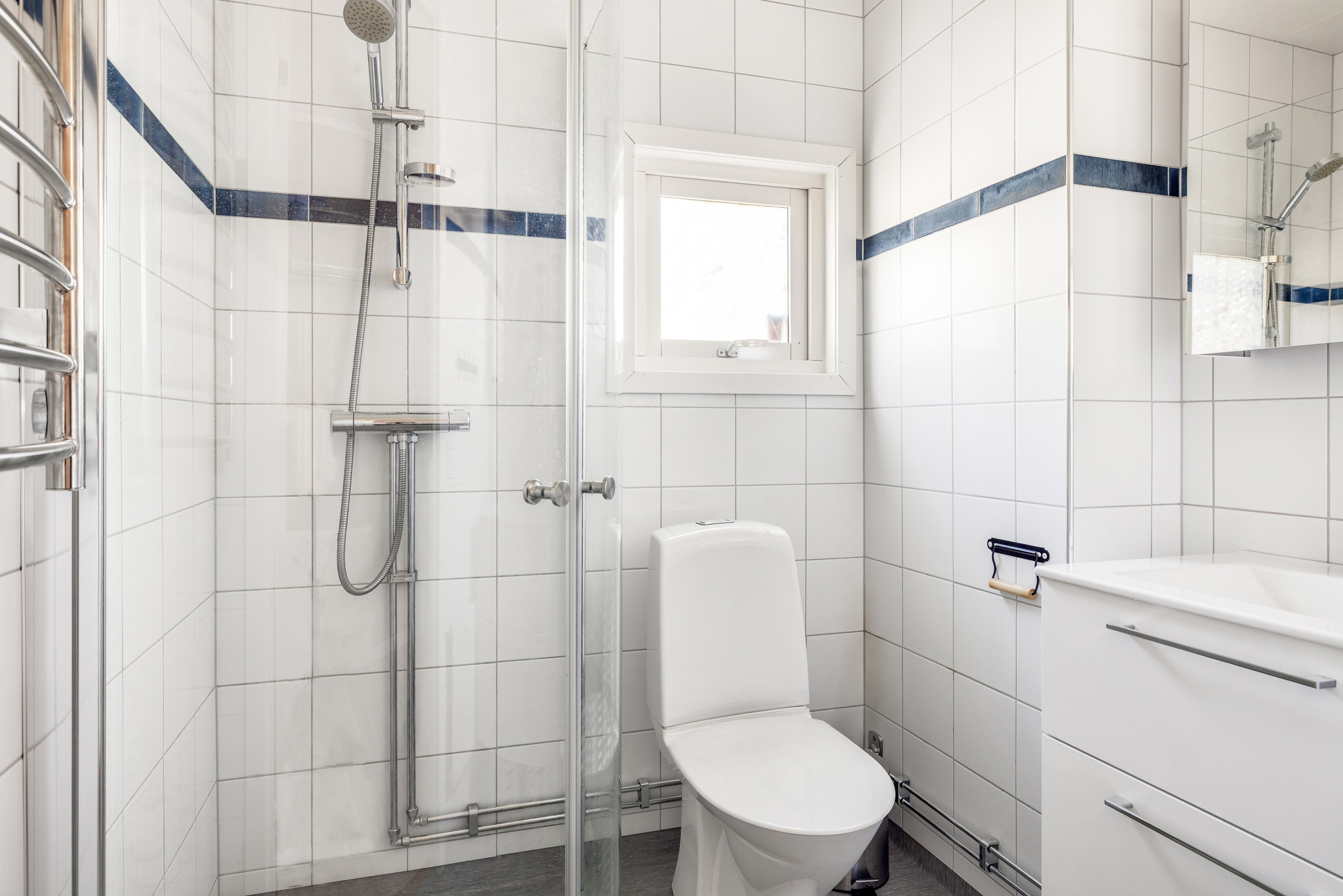 Bostadsbild från Solstrålevägen 115, Till salu i Storvreta, Uppsala