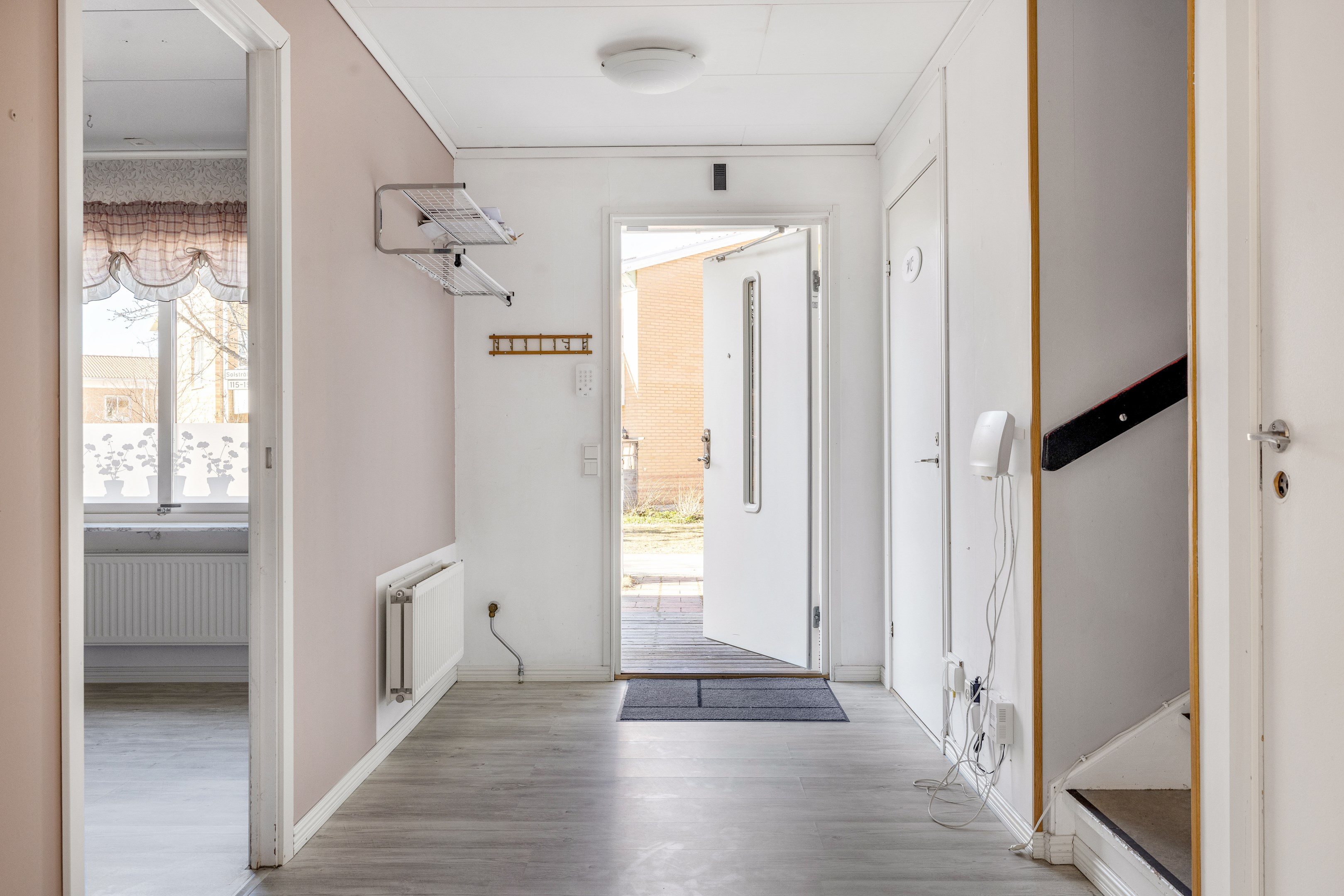 Bostadsbild från Solstrålevägen 115, Till salu i Storvreta, Uppsala