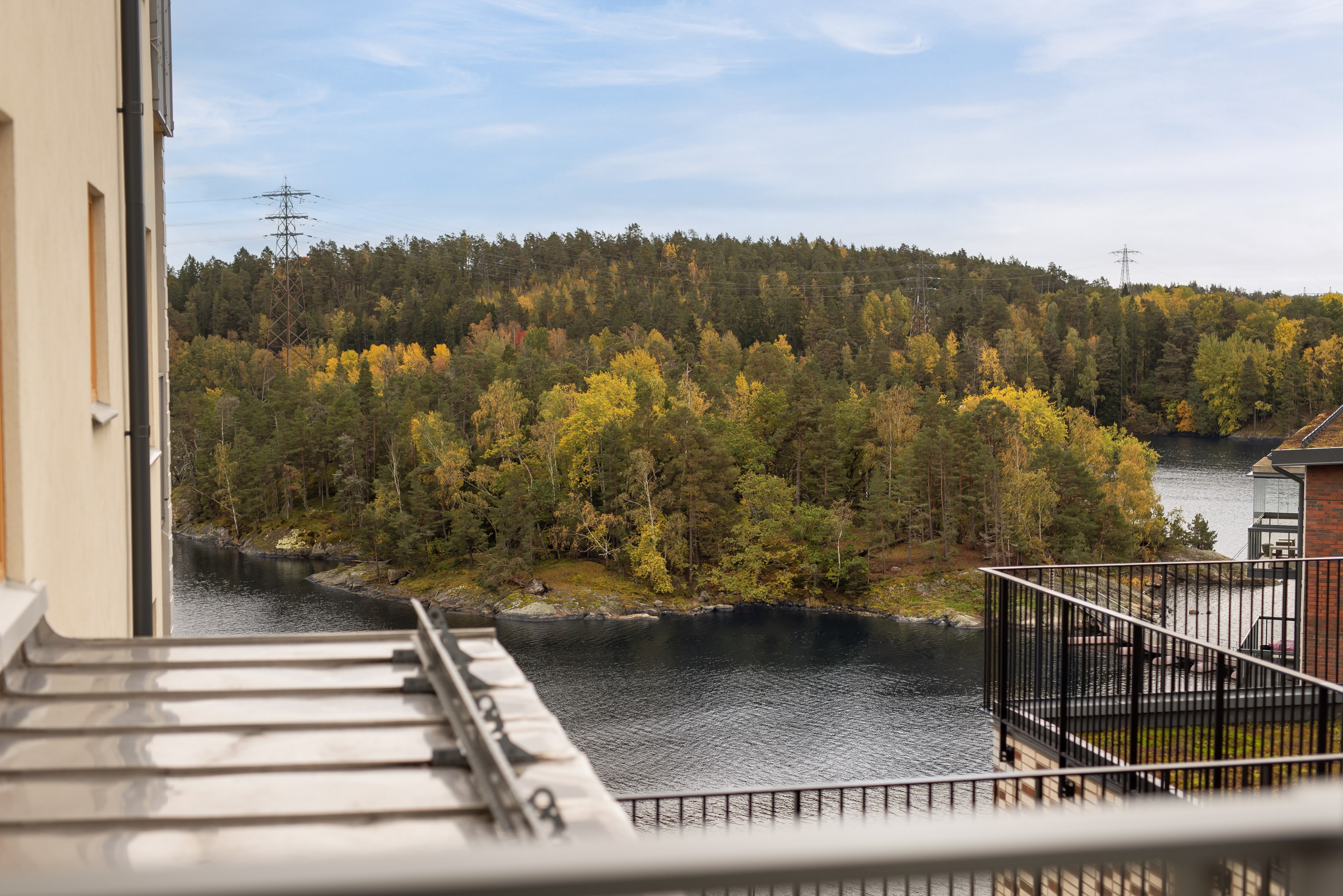 Bostadsbild från Tollareslingan 24, Till salu i Tollare, Nacka