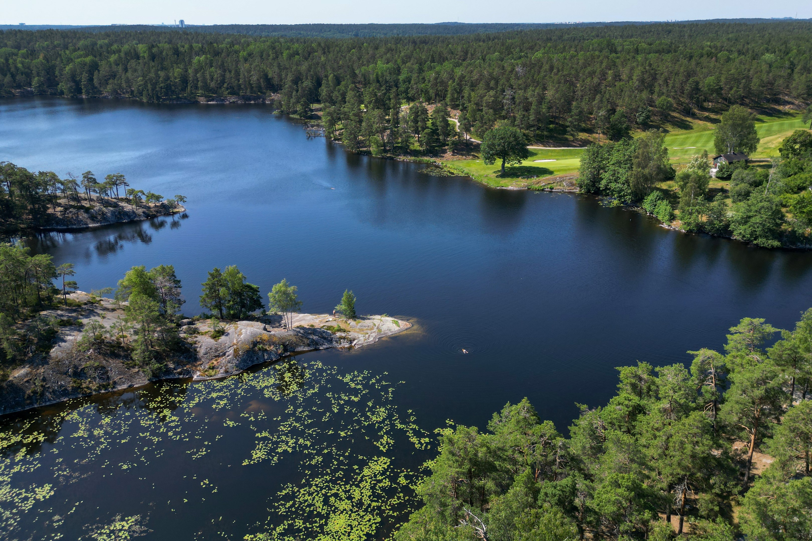 Bostadsbild från Ljuskärrsvägen 108, Kommande i Ljuskärrsberget - Saltsjöbaden, Nacka