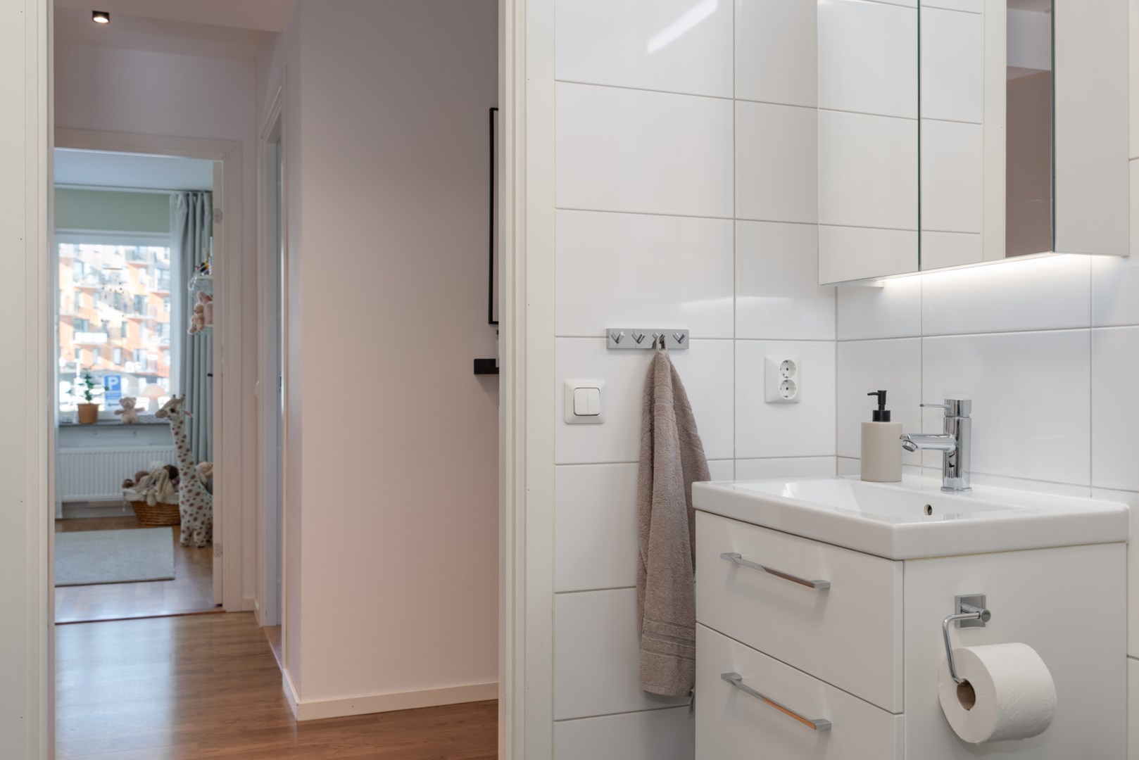 Bostadsbild från Genuagatan 4, Till salu i Öster Mälarstrand, Västerås