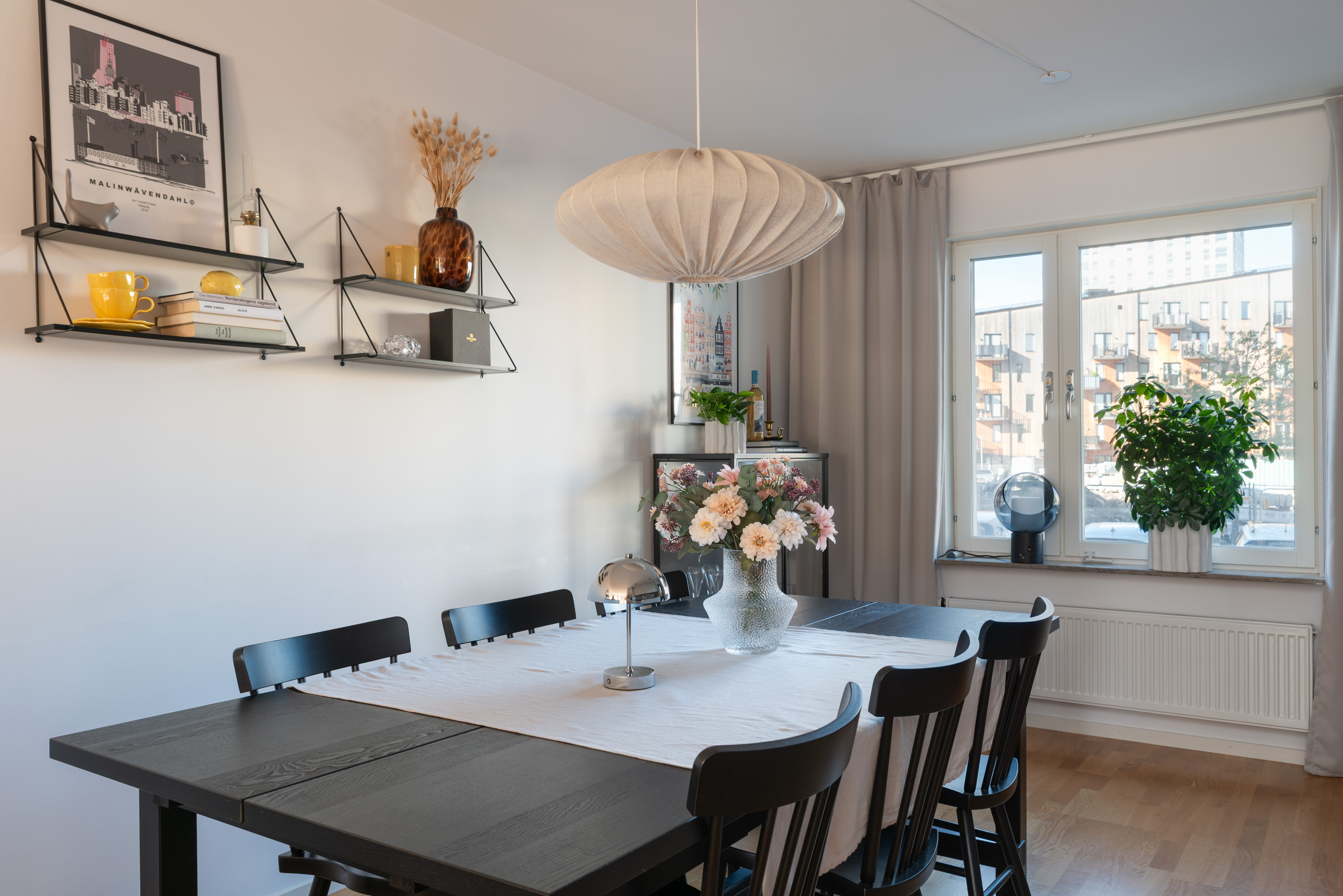 Bostadsbild från Genuagatan 4, Såld i Öster Mälarstrand, Västerås