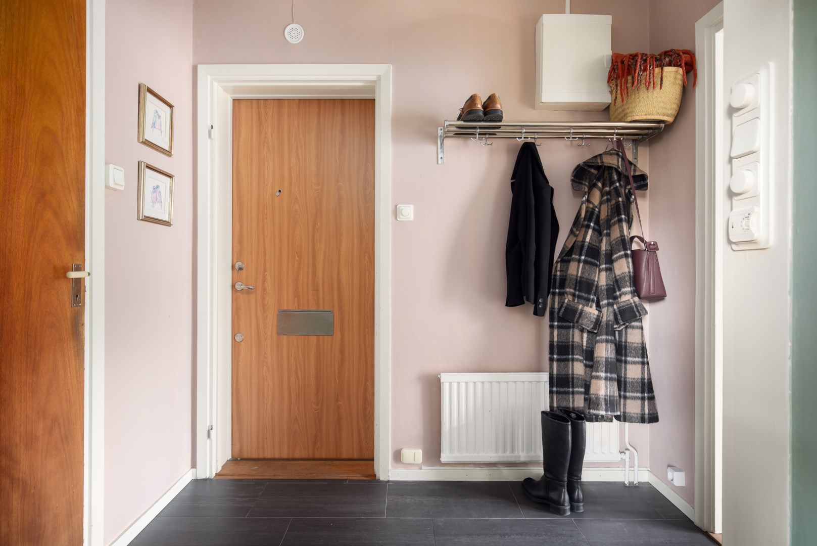 Bostadsbild från Beckasinvägen 34, 3/3tr, Till salu i Saltängen, Nacka