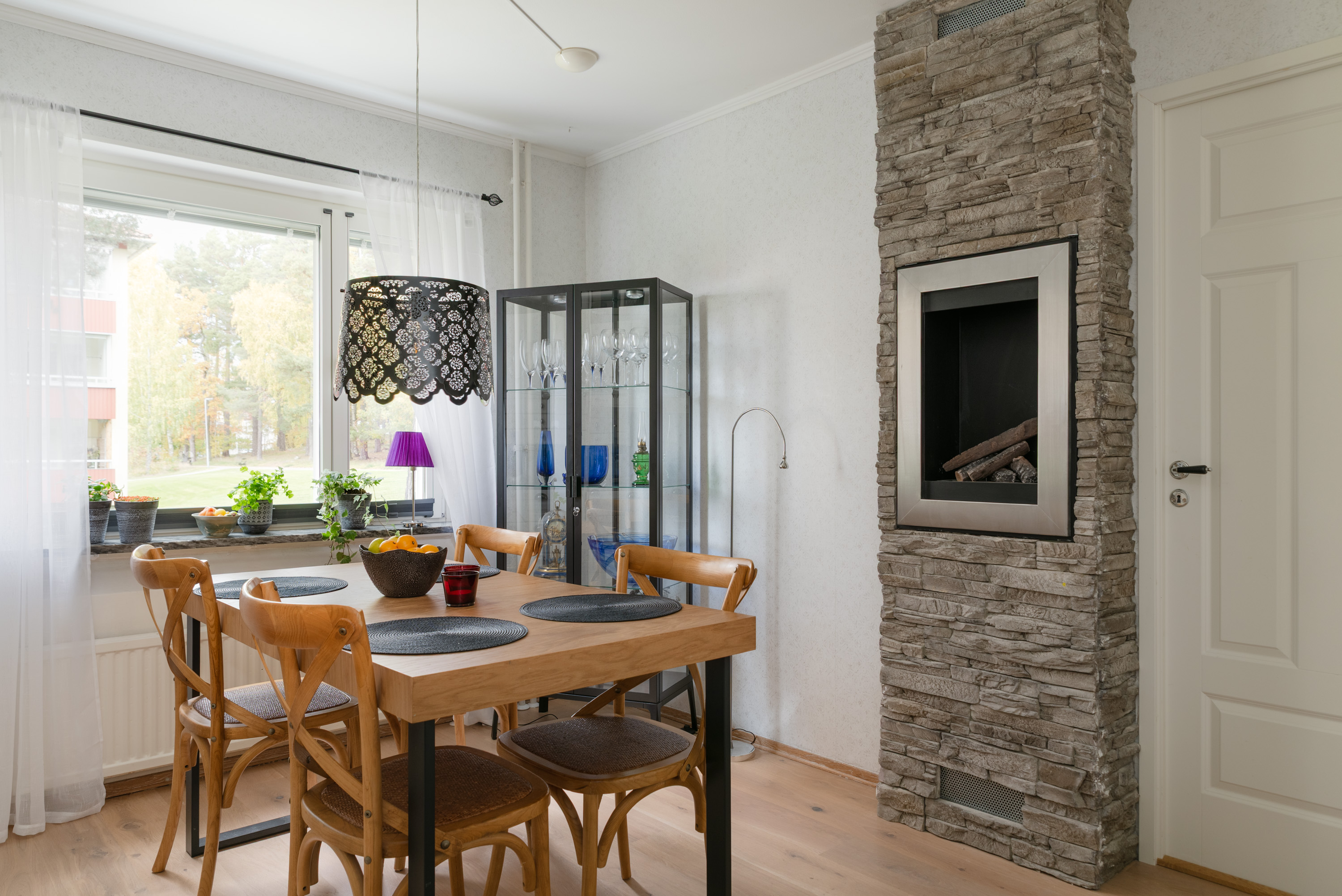 Bostadsbild från Kaserngatan 57, Såld i Viksäng, Västerås