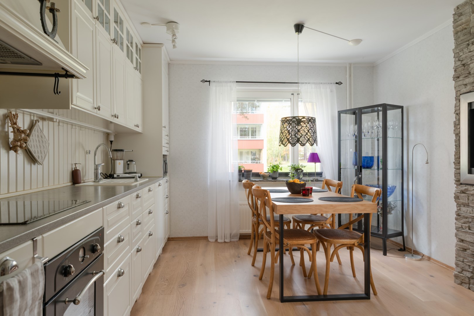 Bostadsbild från Kaserngatan 57, Såld i Viksäng, Västerås