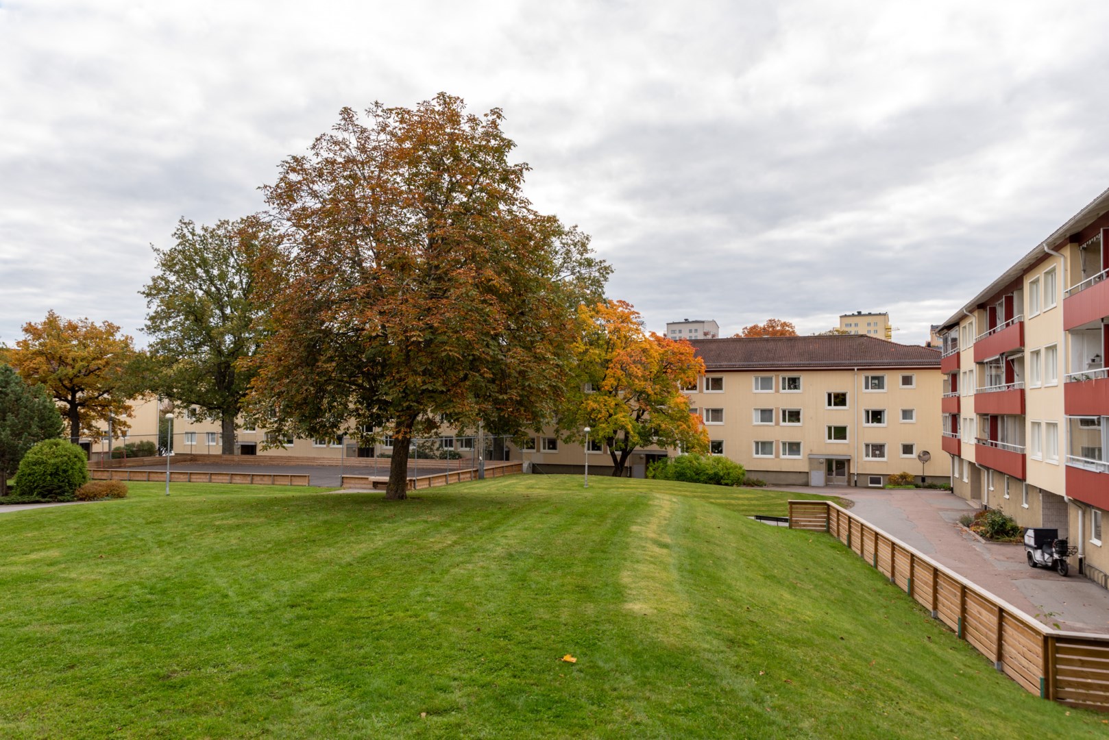 Bostadsbild från Kaserngatan 57, Såld i Viksäng, Västerås