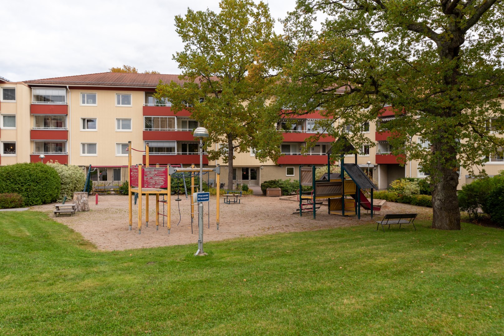 Bostadsbild från Kaserngatan 57, Såld i Viksäng, Västerås