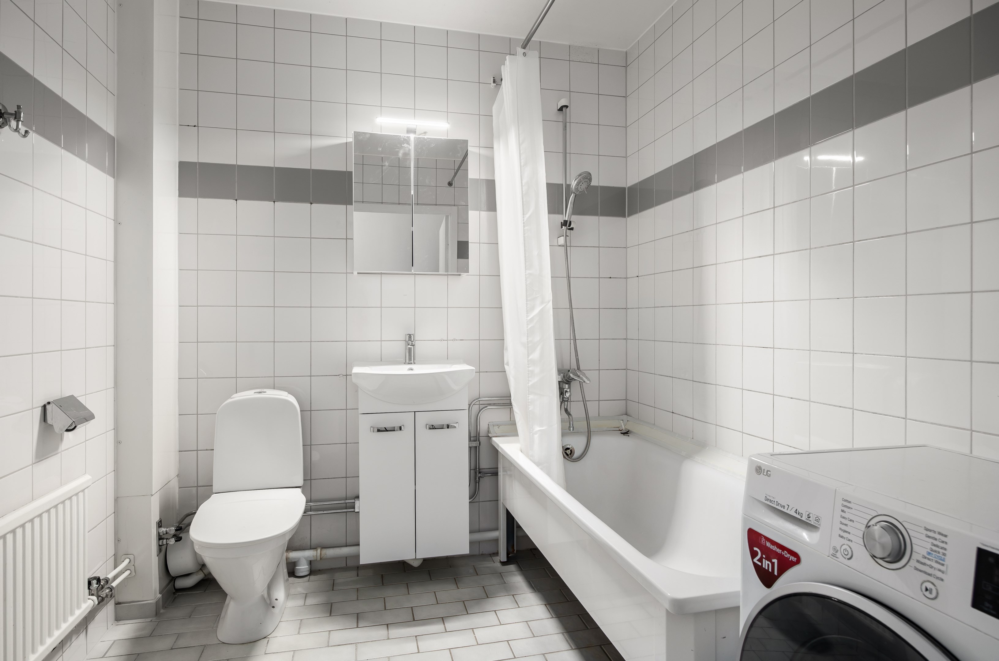 Bostadsbild från Ornövägen 10, Till salu i Västra Orminge, Nacka