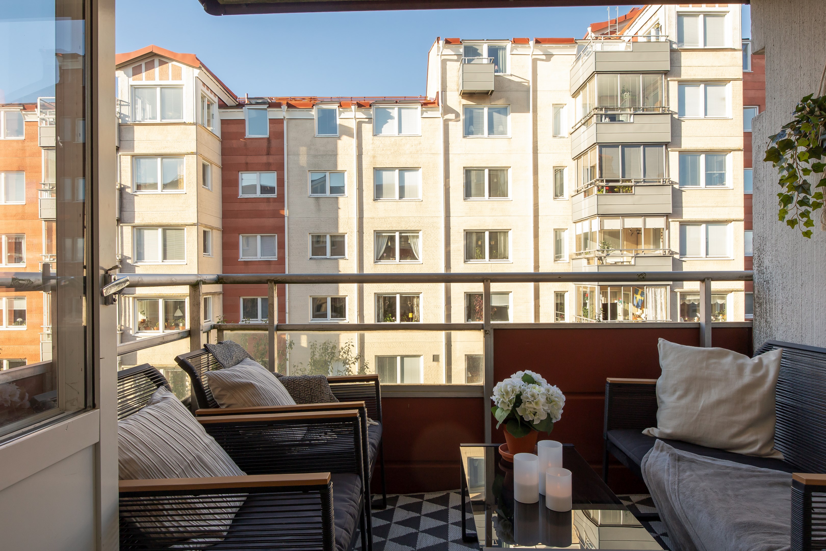 Bostadsbild från Landåvägen 73, Till salu i Jarlaberg, Nacka