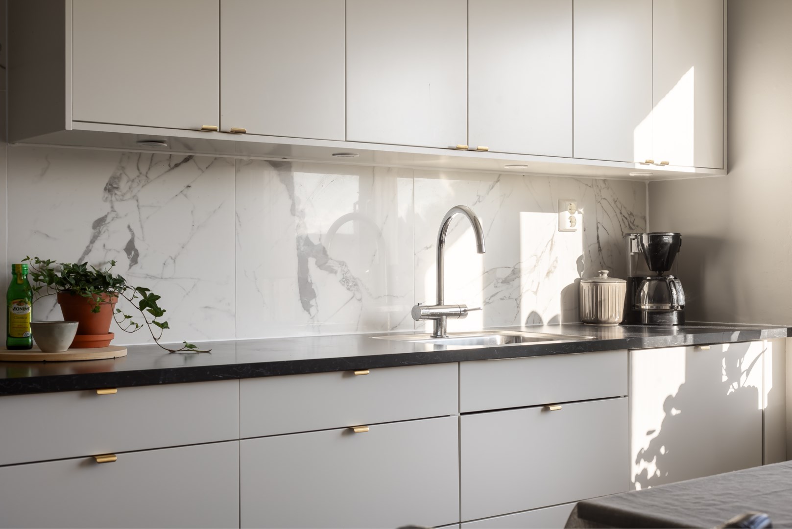 Bostadsbild från Landåvägen 73, Till salu i Jarlaberg, Nacka