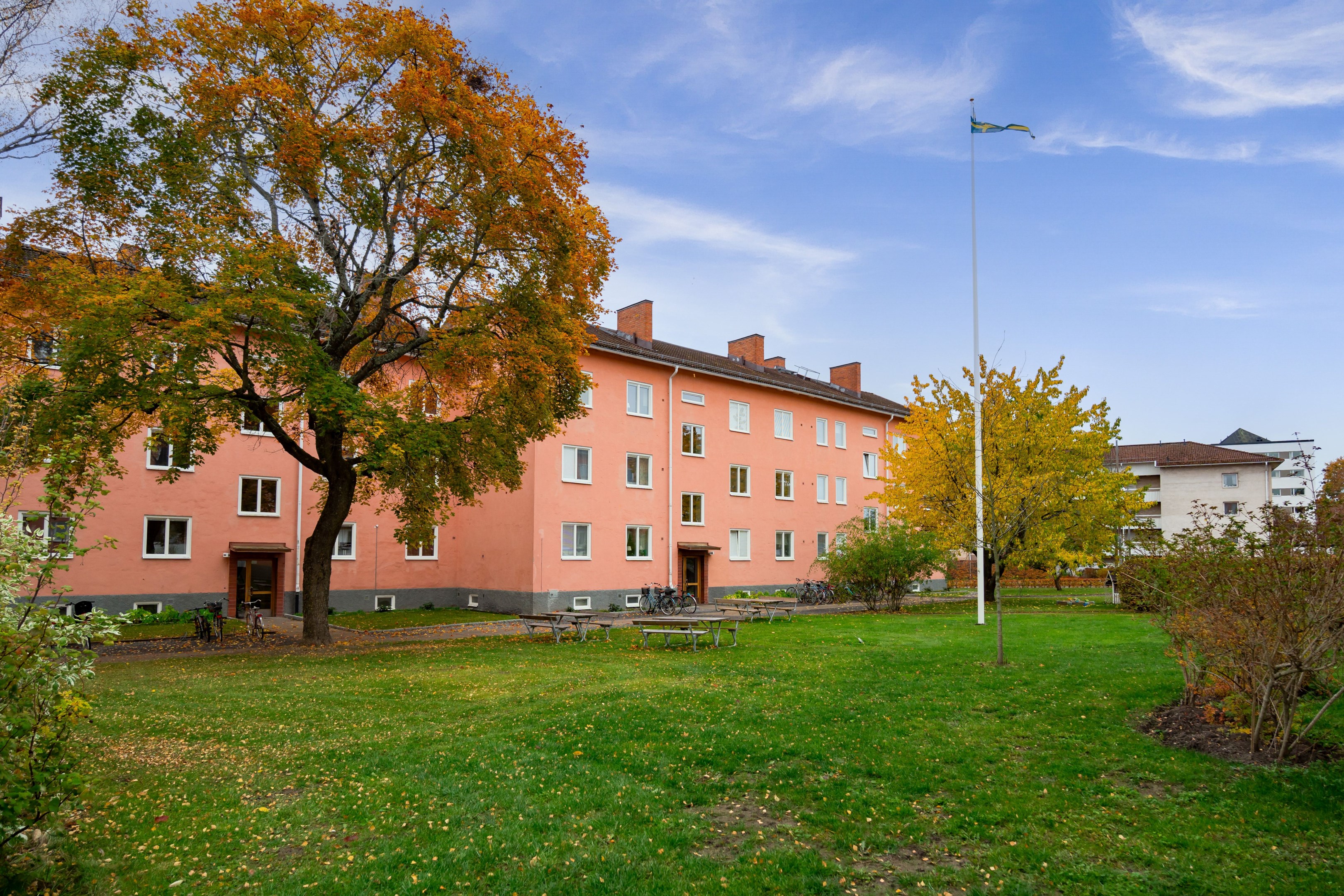 Bostadsbild från Svartbäcksgatan 101C, Till salu i Svartbäcken, Uppsala