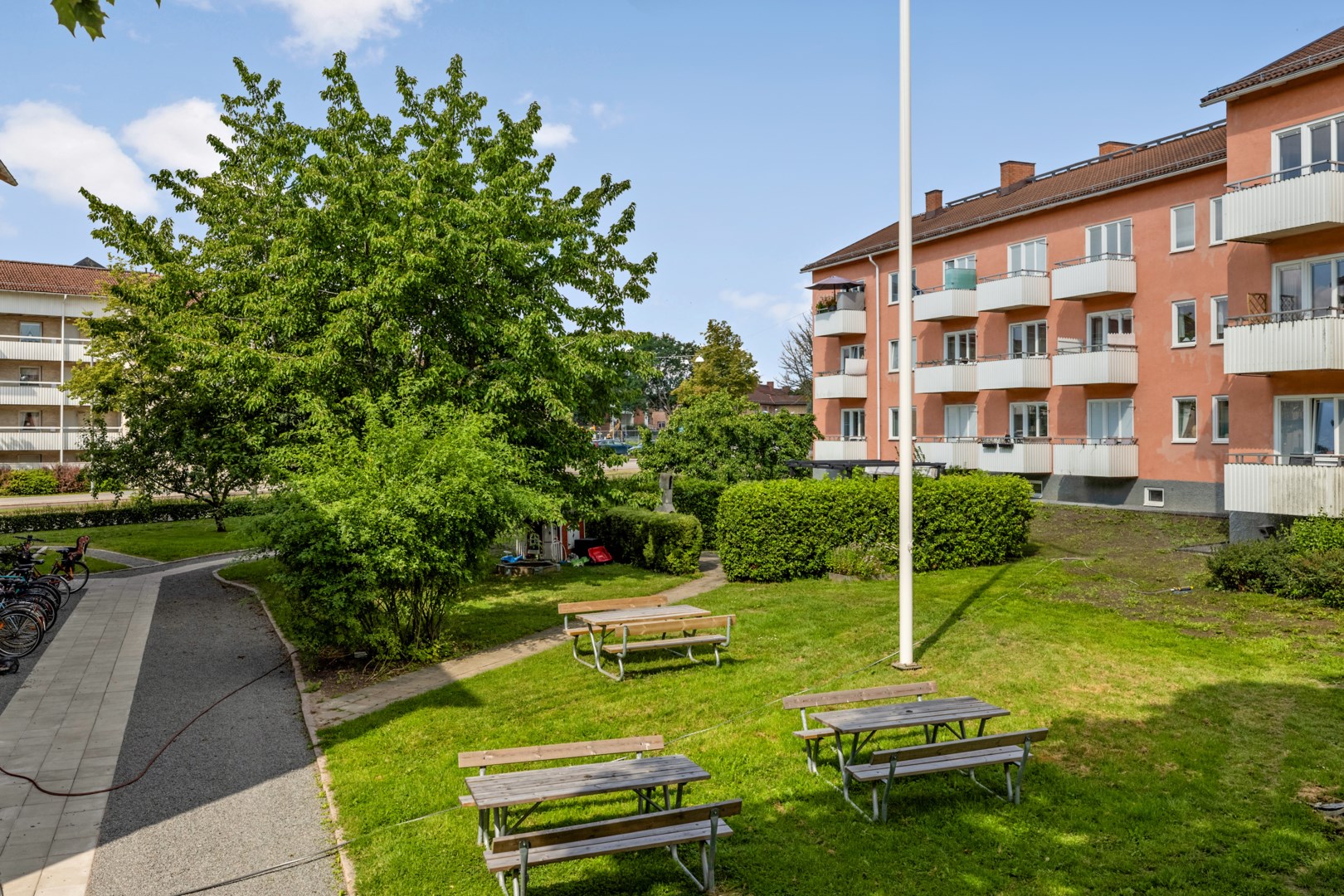 Bostadsbild från Svartbäcksgatan 101C, Till salu i Svartbäcken, Uppsala