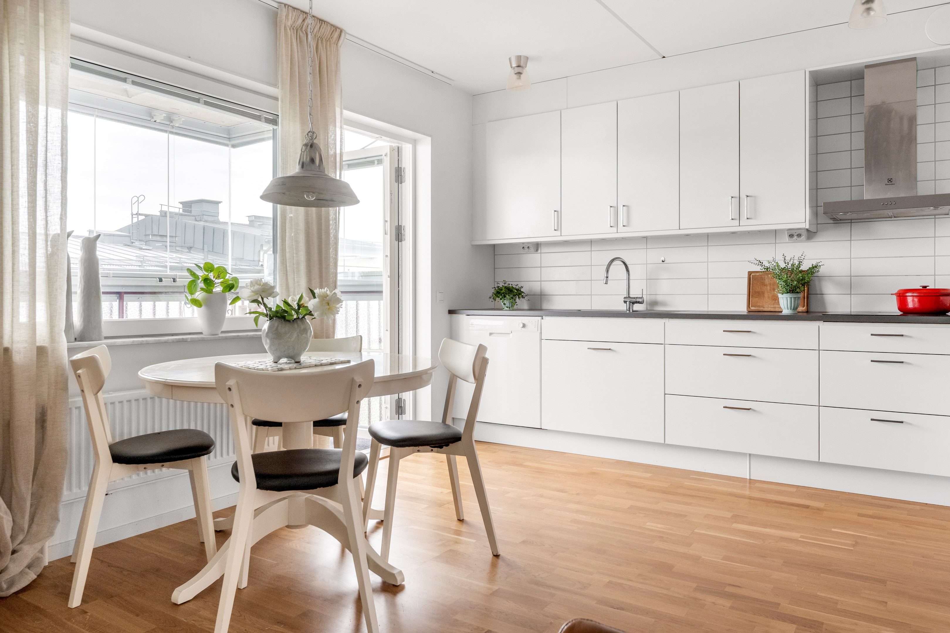 Bostadsbild från Solskensgatan 3, Till salu i Gränby backe, Uppsala