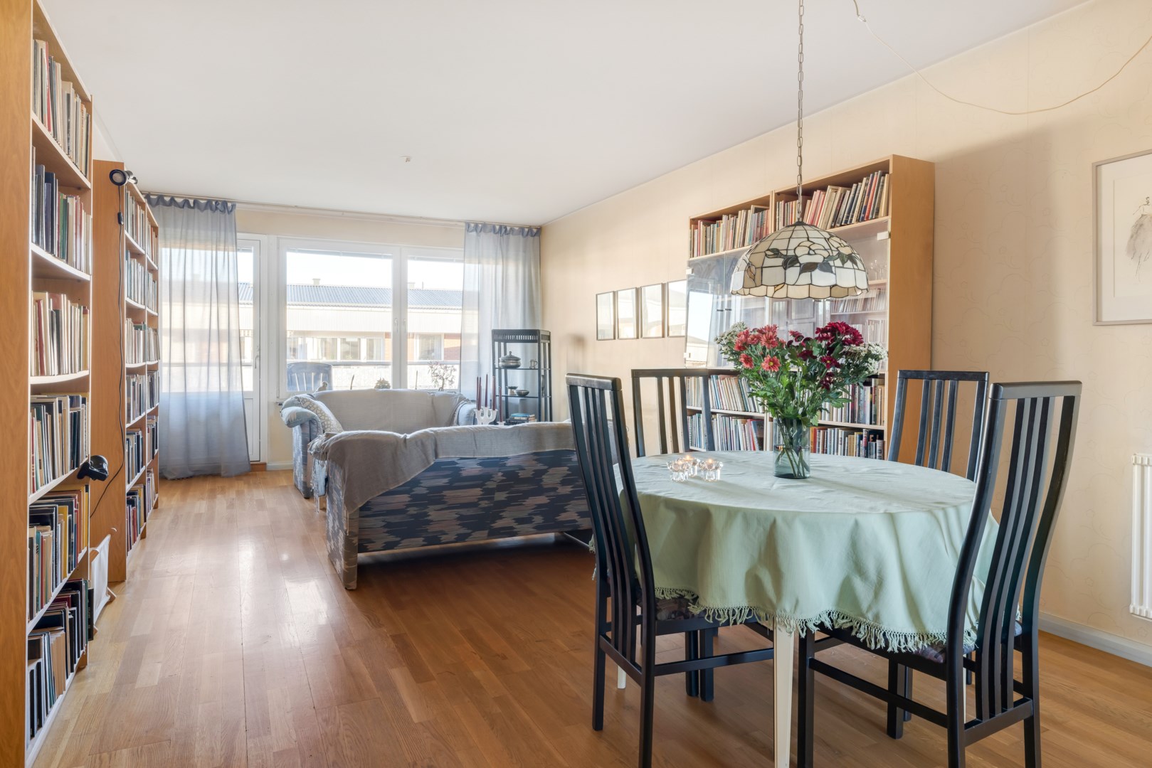 Bostadsbild från Kamomillgatan 8, Såld i Årsta, Uppsala