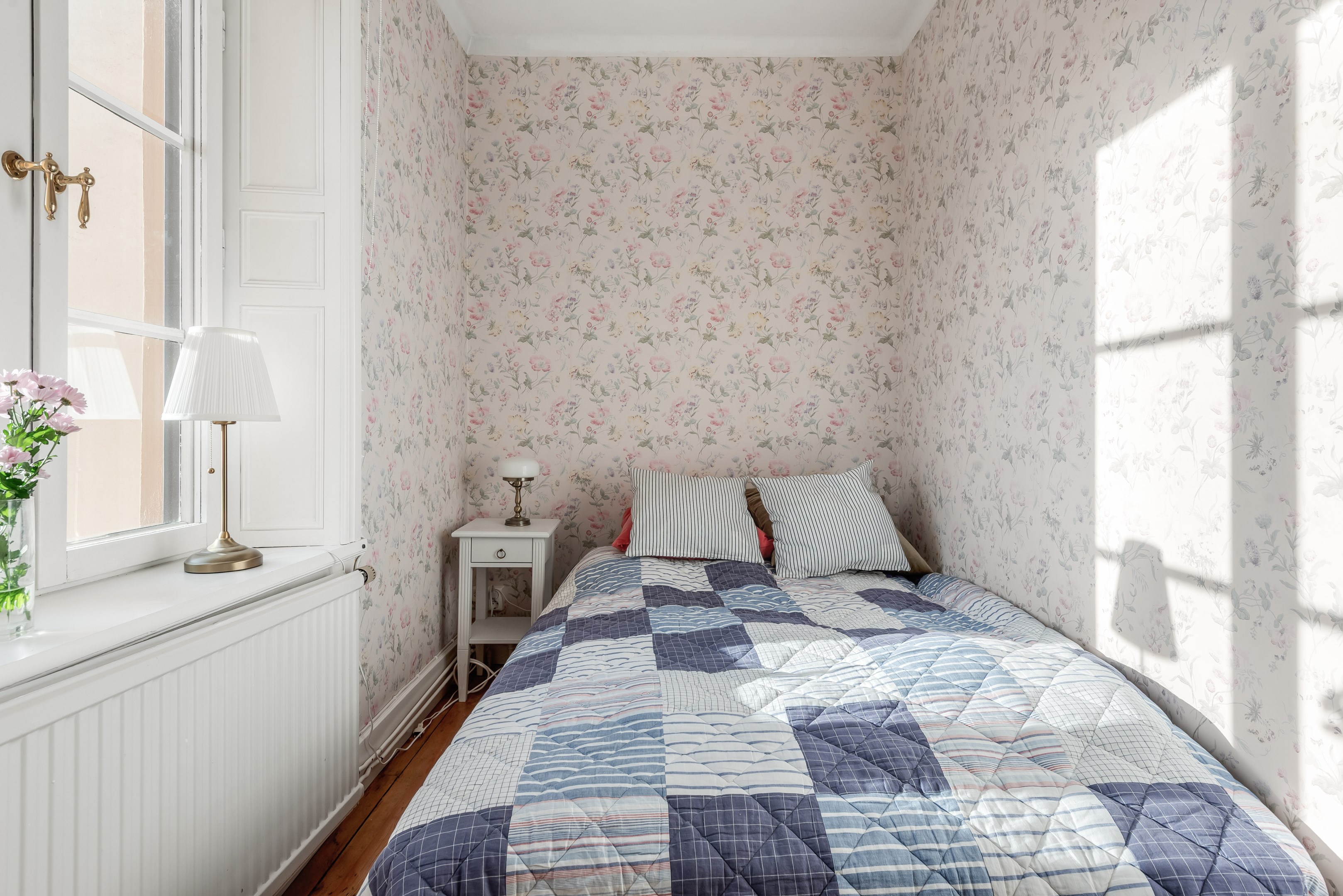 Bostadsbild från Övre Slottsgatan 32 B, Såld i Öfre Slotts, Uppsala