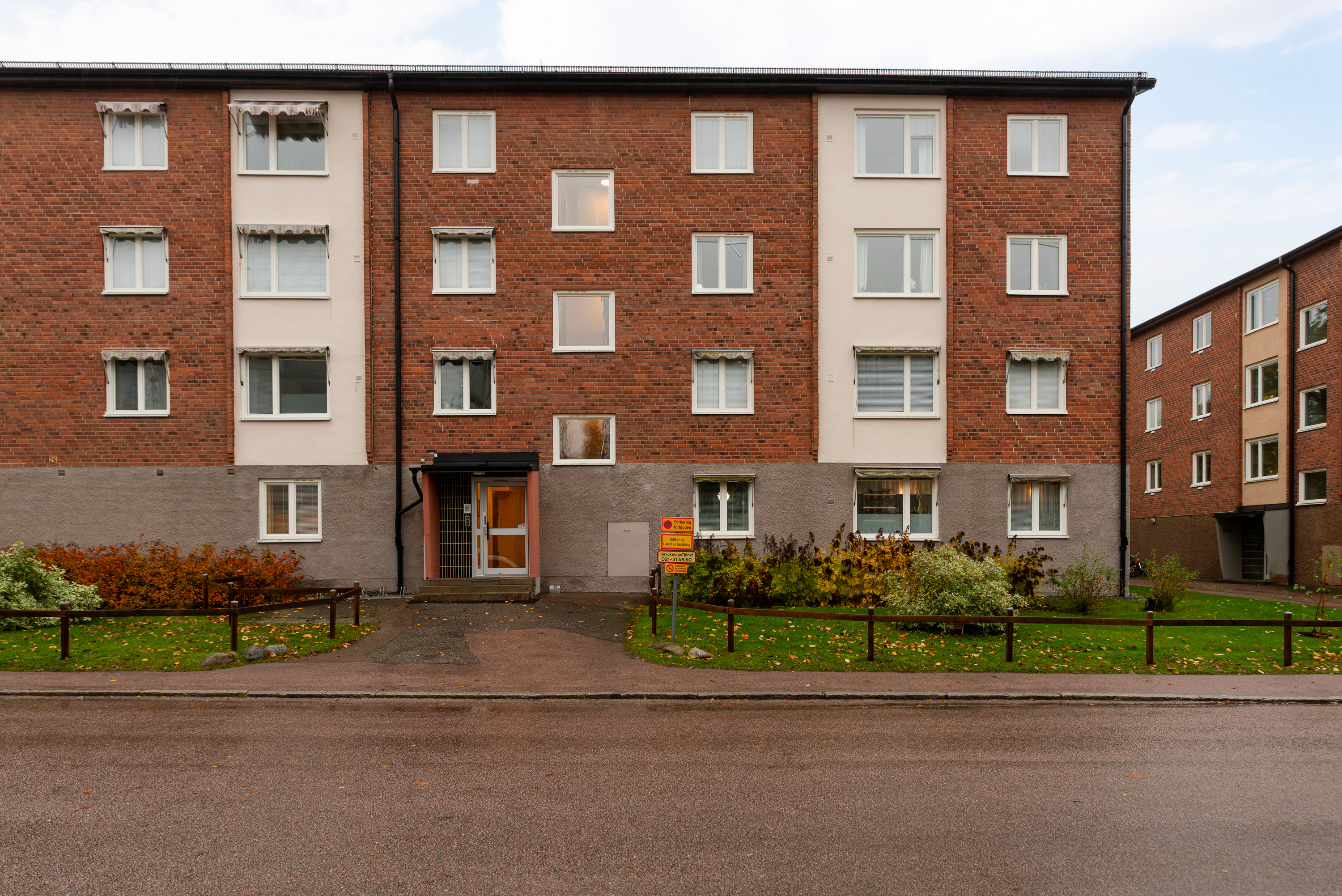 Bostadsbild från Gunnilbogatan 26A, Såld i Malmaberg, Västerås