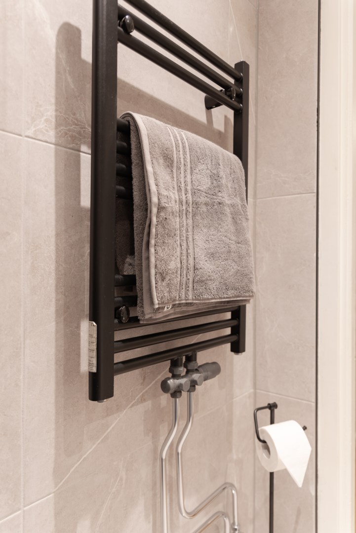 Bostadsbild från Gunnilbogatan 26A, Såld i Malmaberg, Västerås