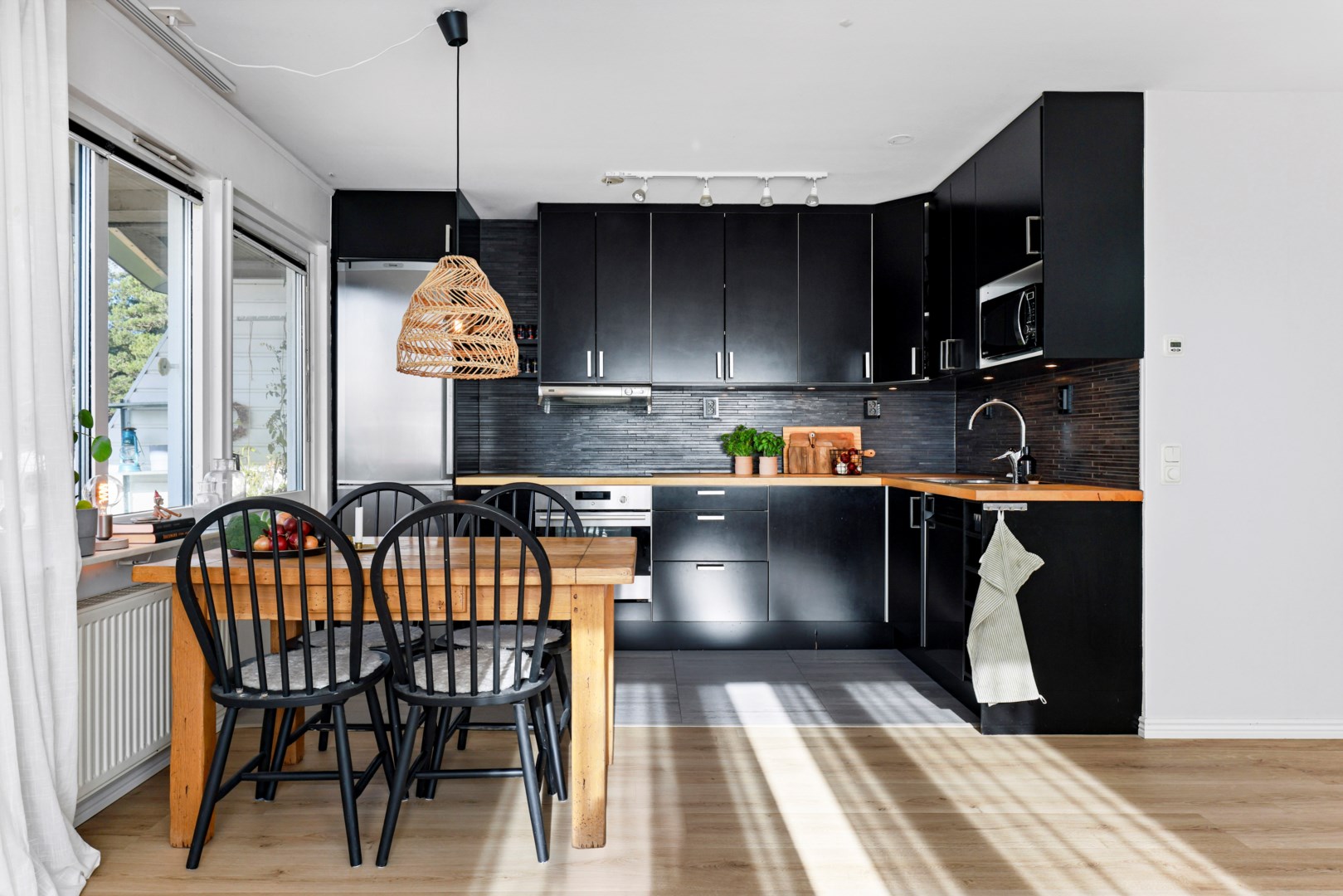 Bostadsbild från Albertinas väg 50, Kommande i Alunda, Östhammar