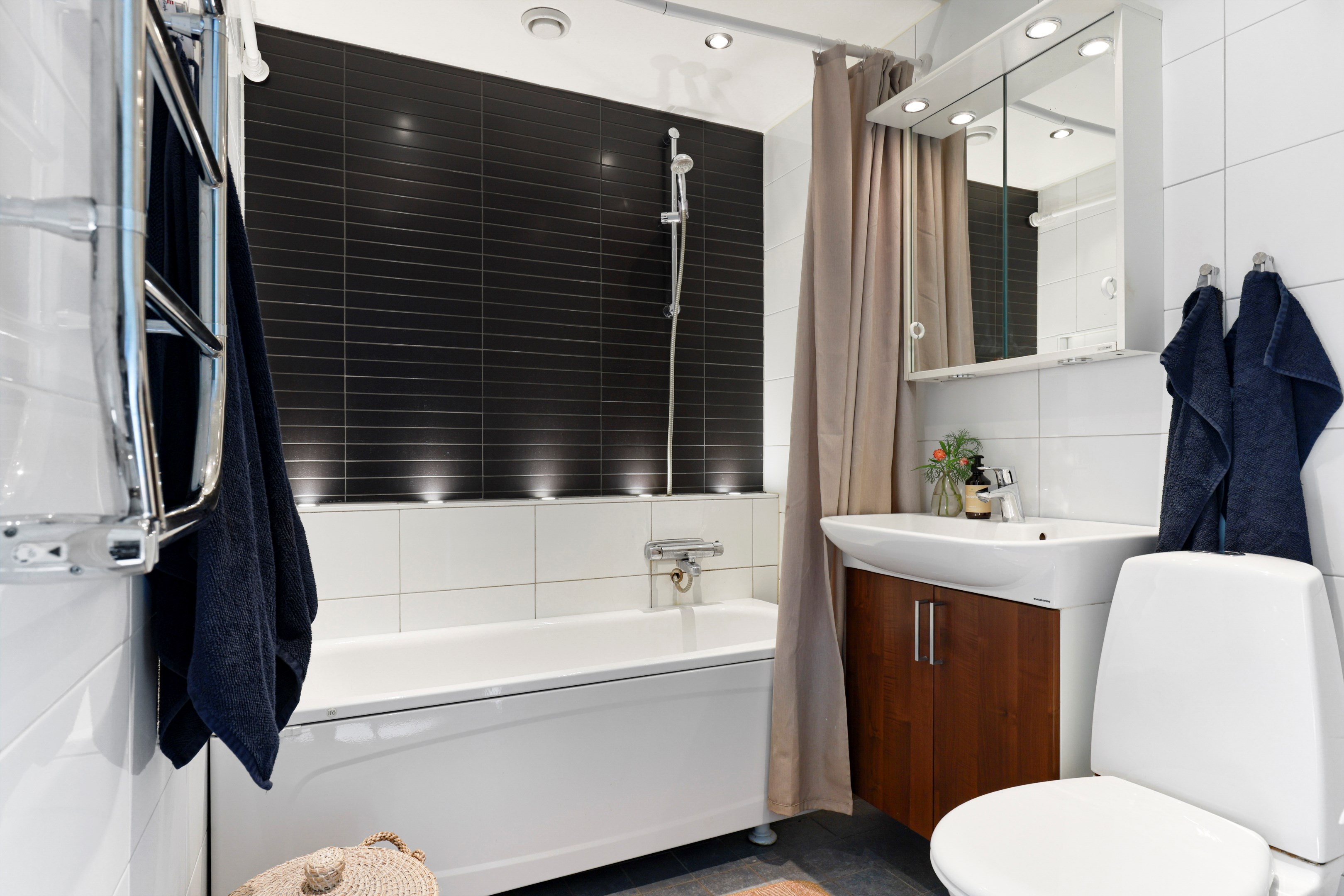 Bostadsbild från Albertinas väg 50, Såld i Alunda, Östhammar