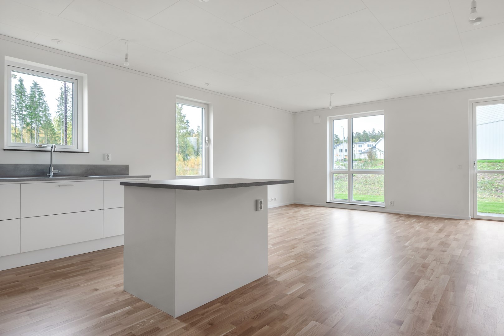 Bostadsbild från Idegransvägen 4, Till salu i Skölsta, Uppsala