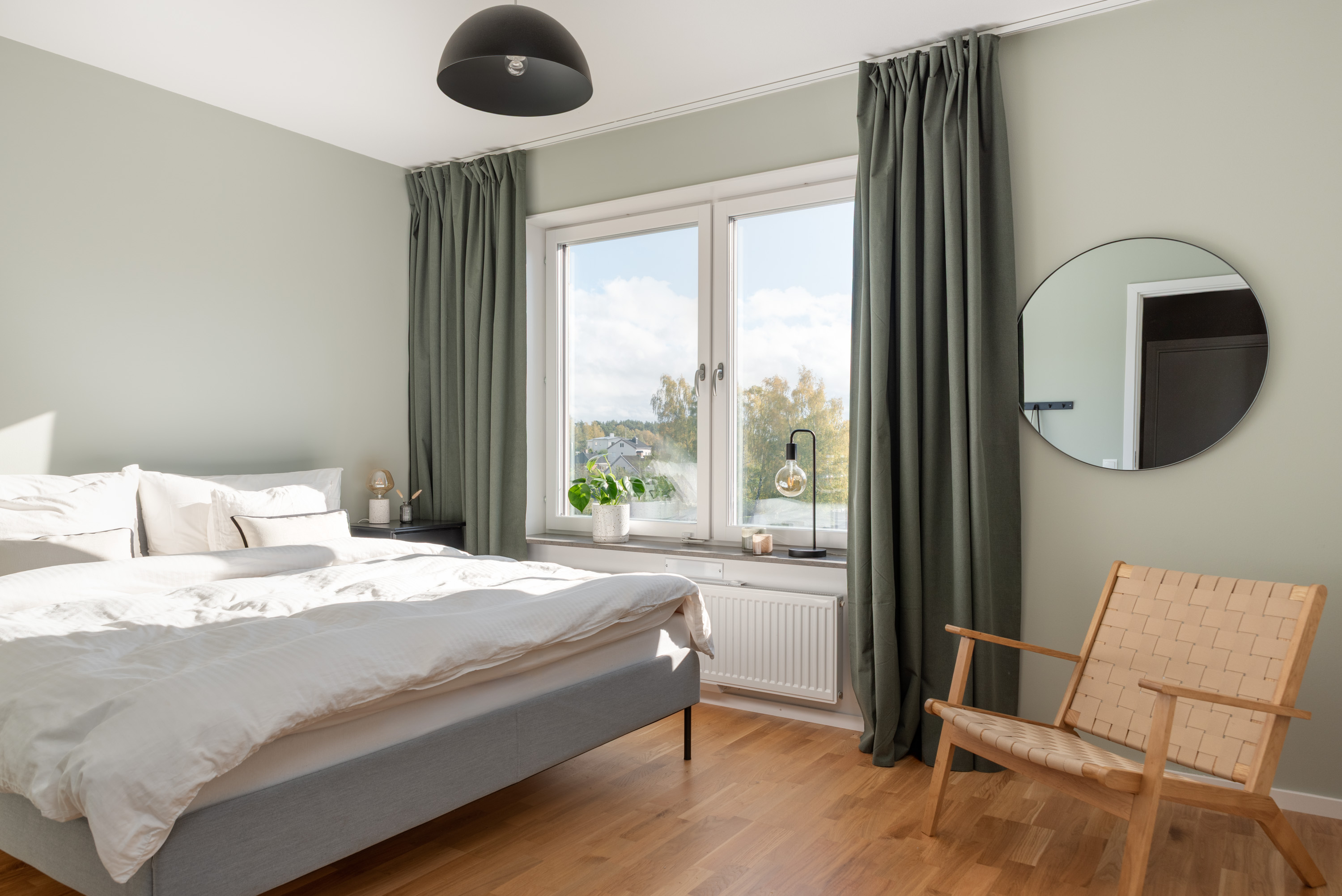 Bostadsbild från Tujagatan 9, Såld i Skiljebo, Västerås