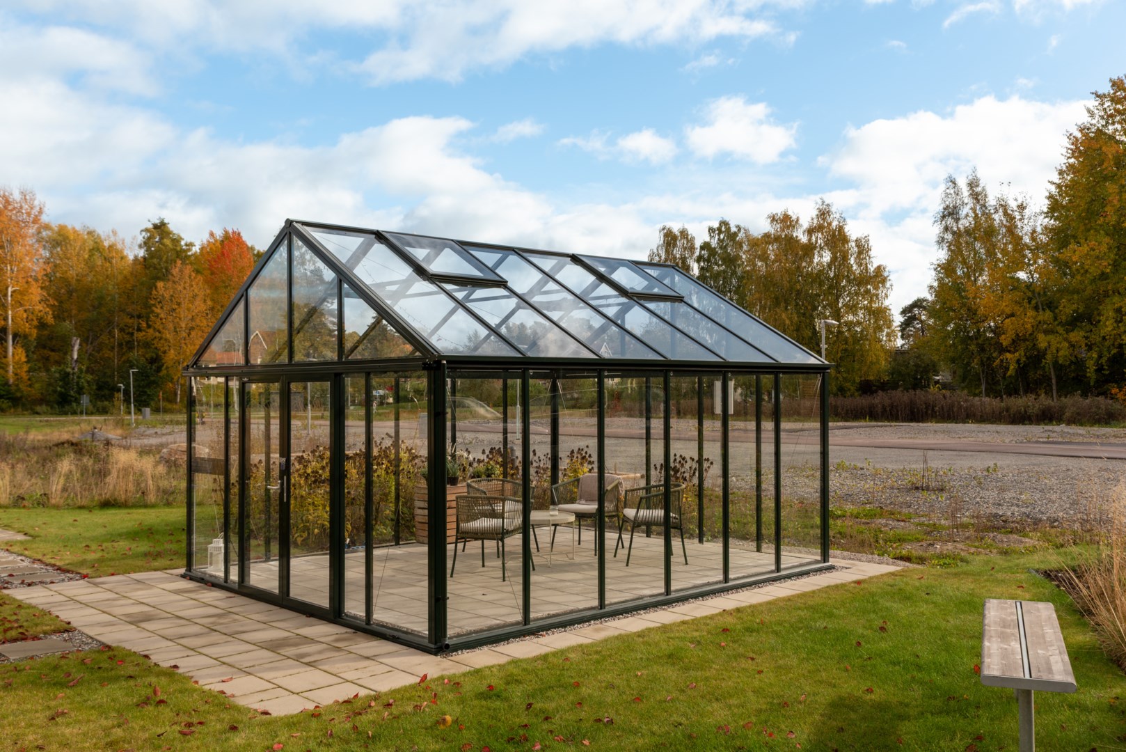 Bostadsbild från Tujagatan 9, Såld i Skiljebo, Västerås