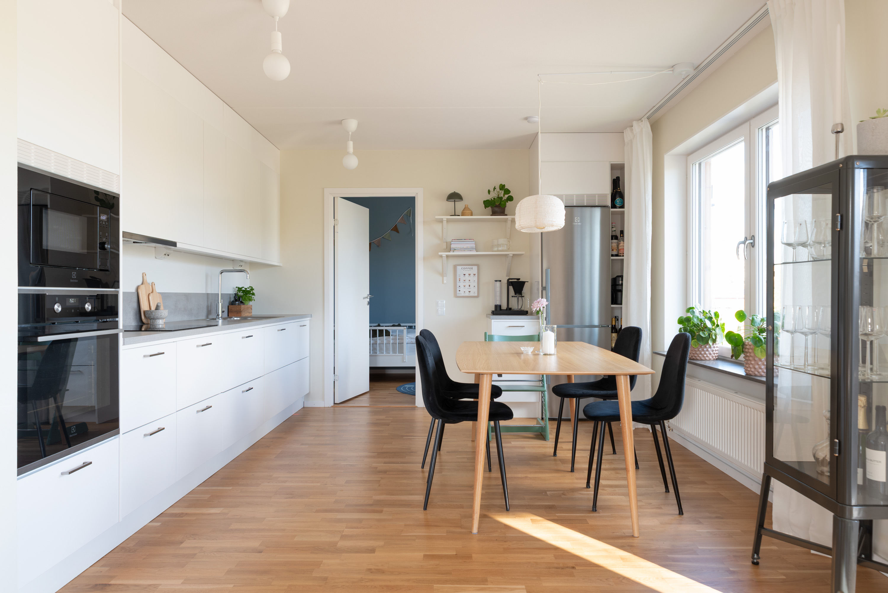 Bostadsbild från Tujagatan 9, Såld i Skiljebo, Västerås