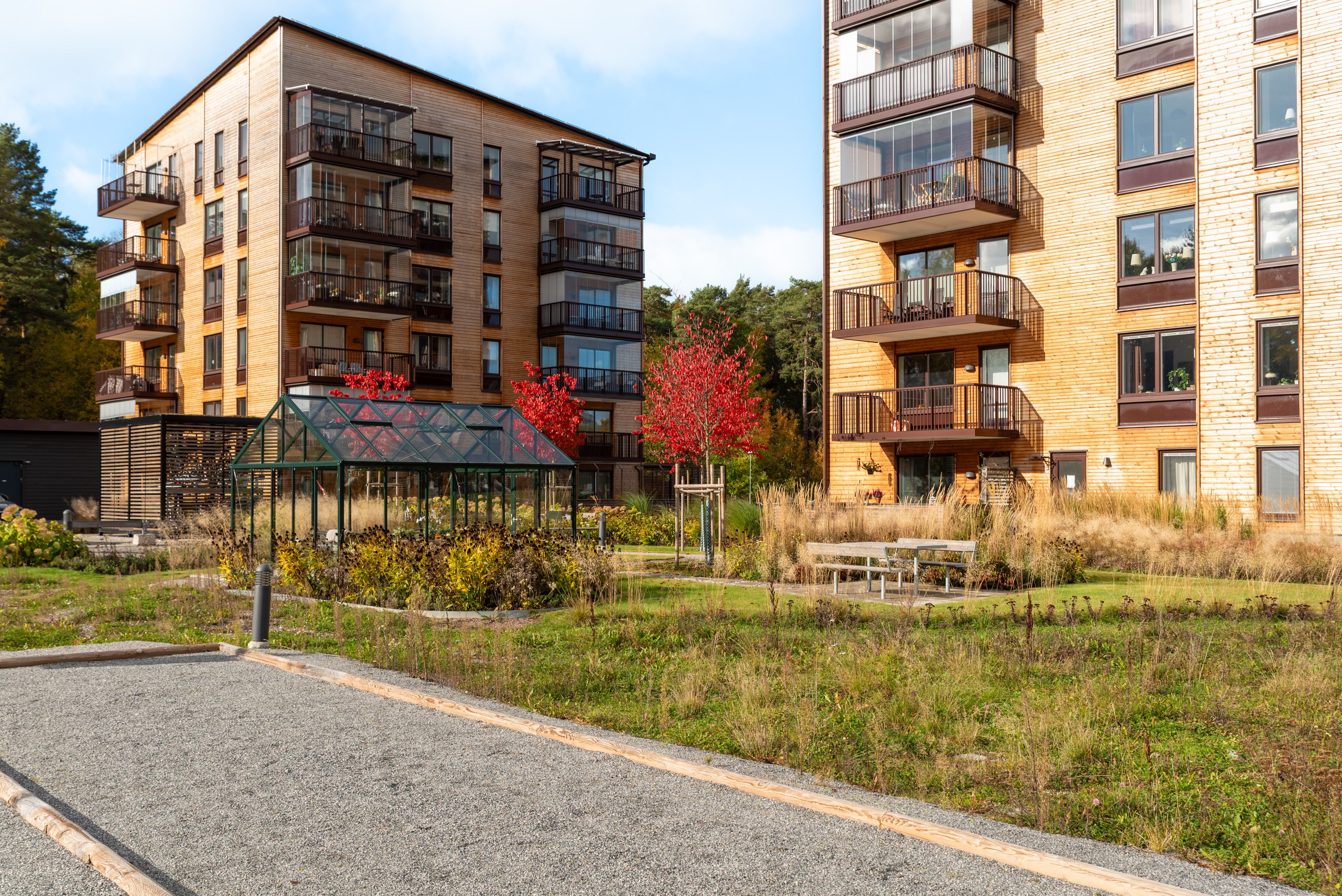 Bostadsbild från Tujagatan 9, Såld i Skiljebo, Västerås