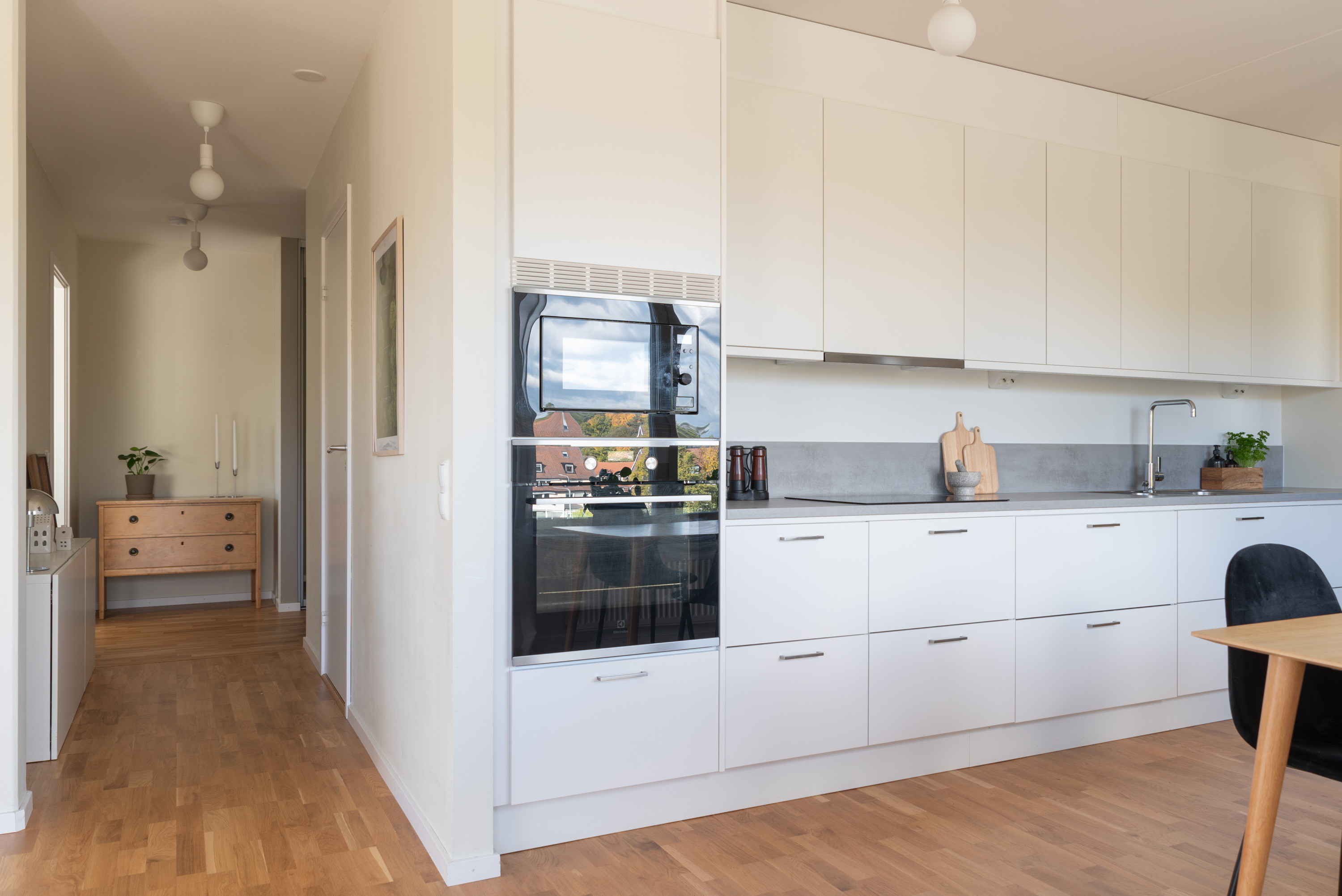 Bostadsbild från Tujagatan 9, Såld i Skiljebo, Västerås