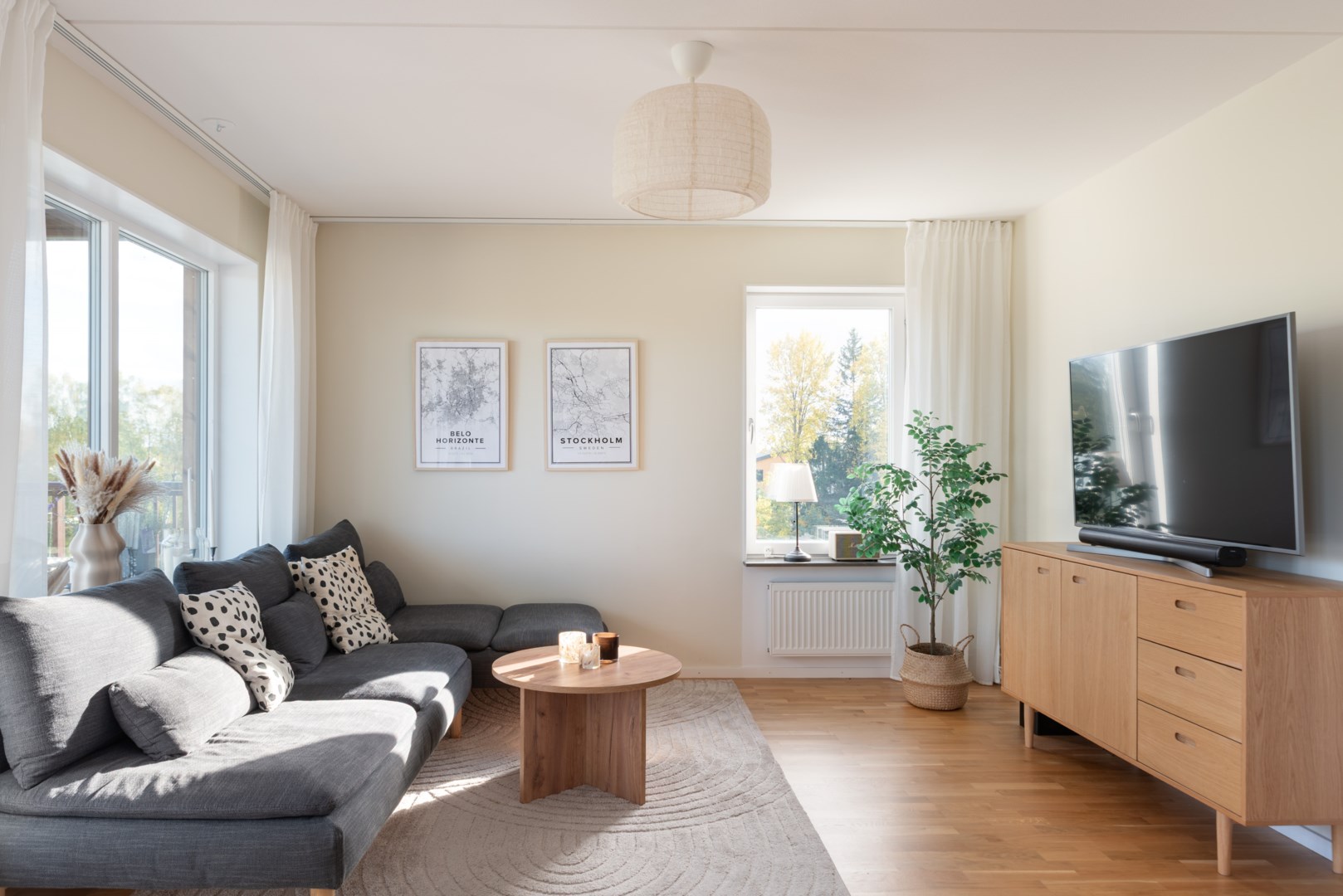 Bostadsbild från Tujagatan 9, Såld i Skiljebo, Västerås
