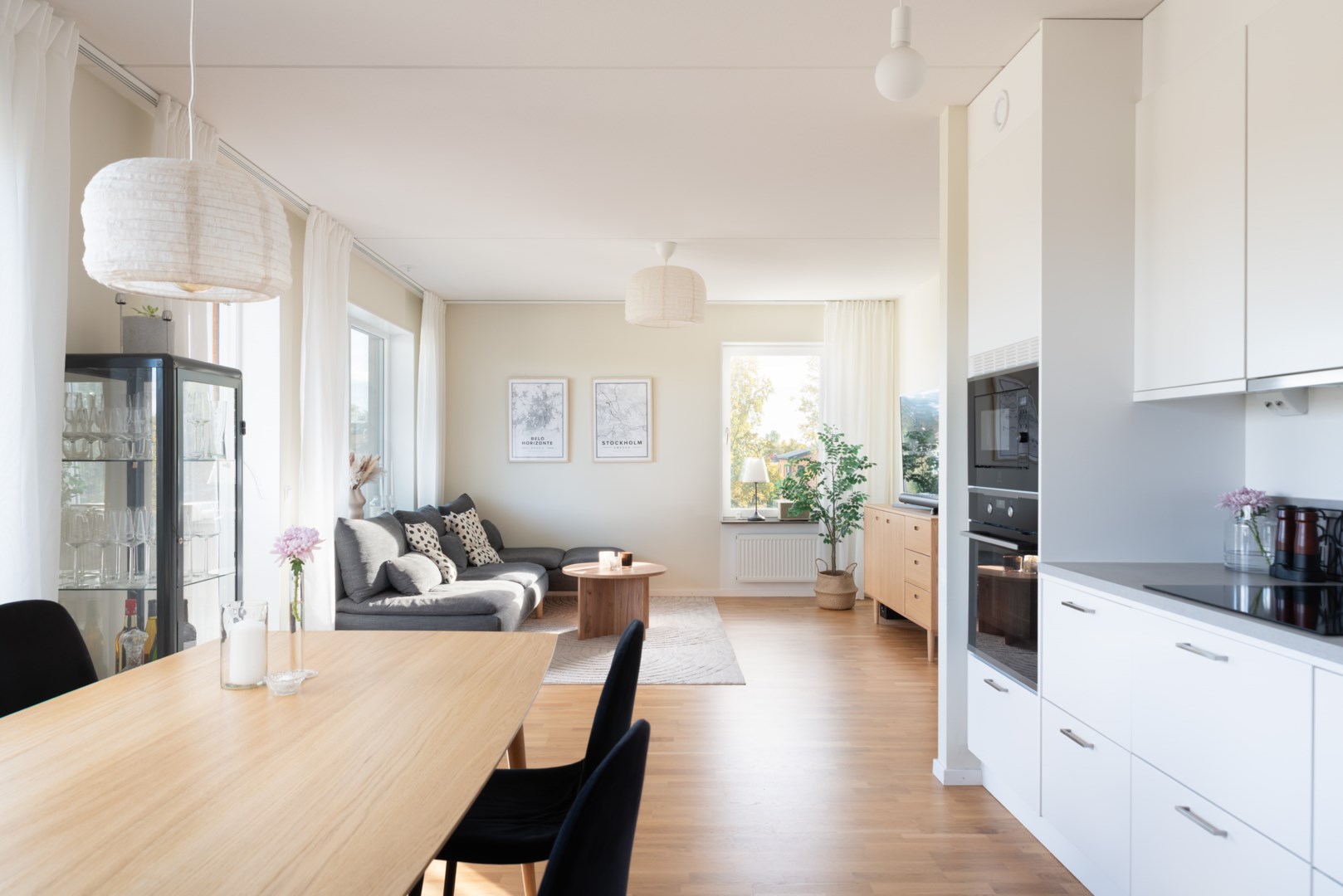 Bostadsbild från Tujagatan 9, Såld i Skiljebo, Västerås