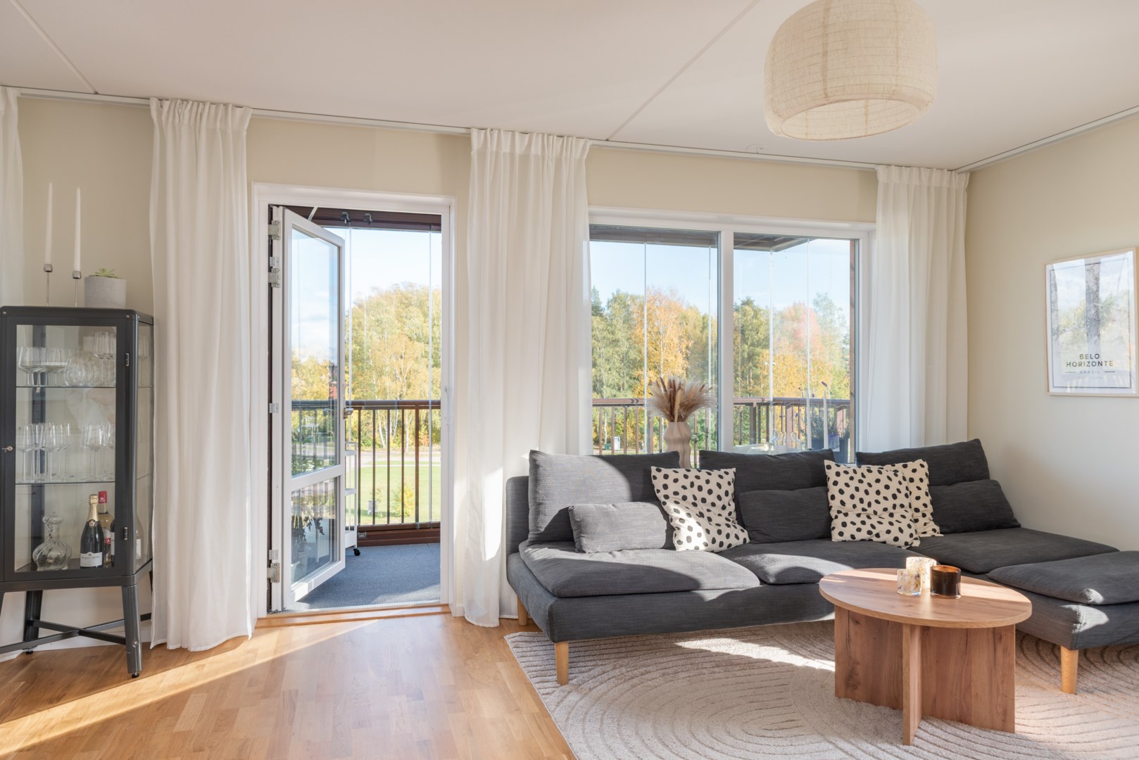 Bostadsbild från Tujagatan 9, Såld i Skiljebo, Västerås