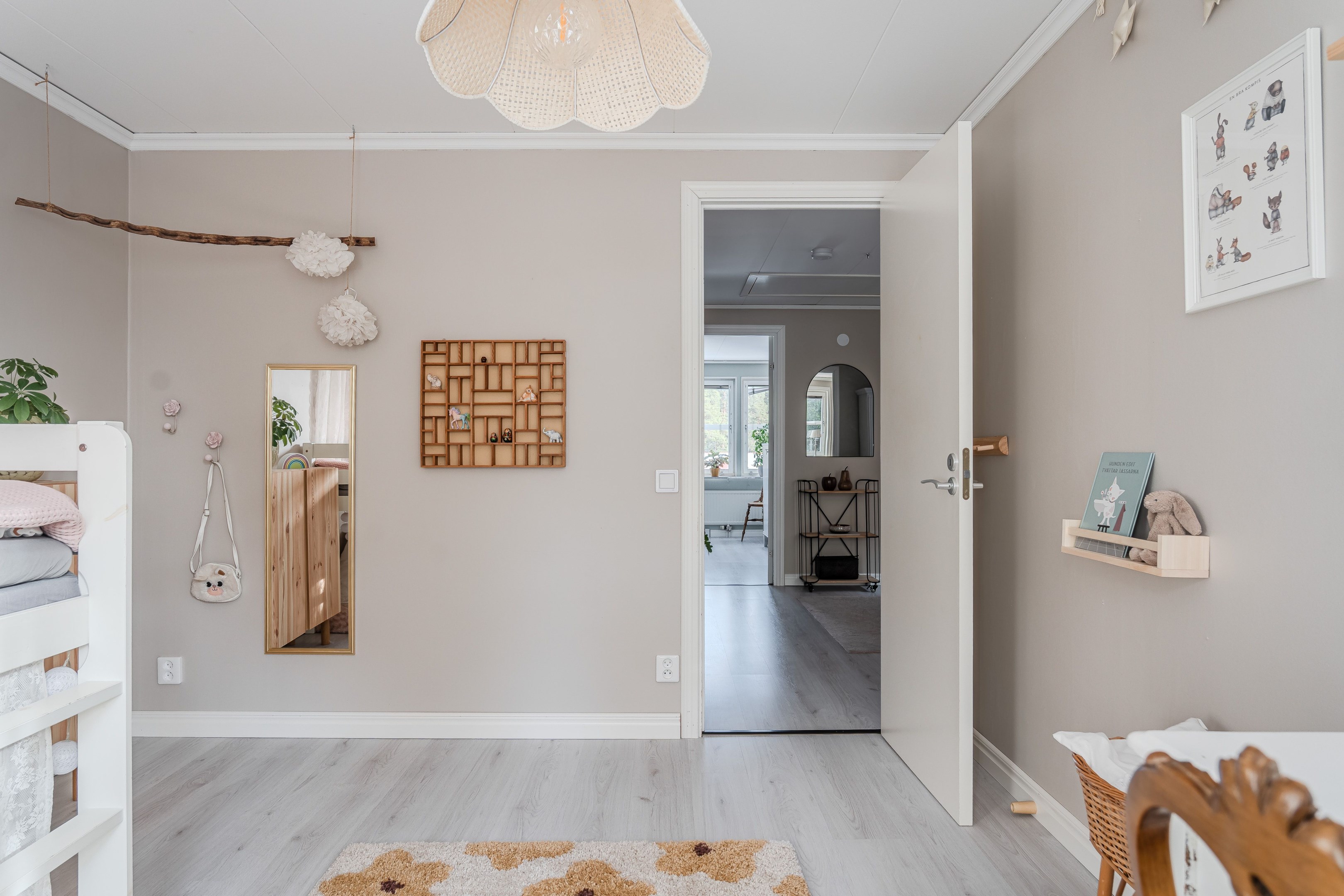 Bostadsbild från Lindgårdsvägen 14, Till salu i Björklinge, Uppsala