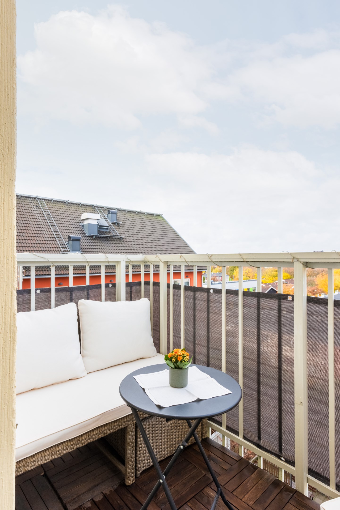 Bostadsbild från Råbyvägen 72, Till salu i Kapellgärdet, Uppsala