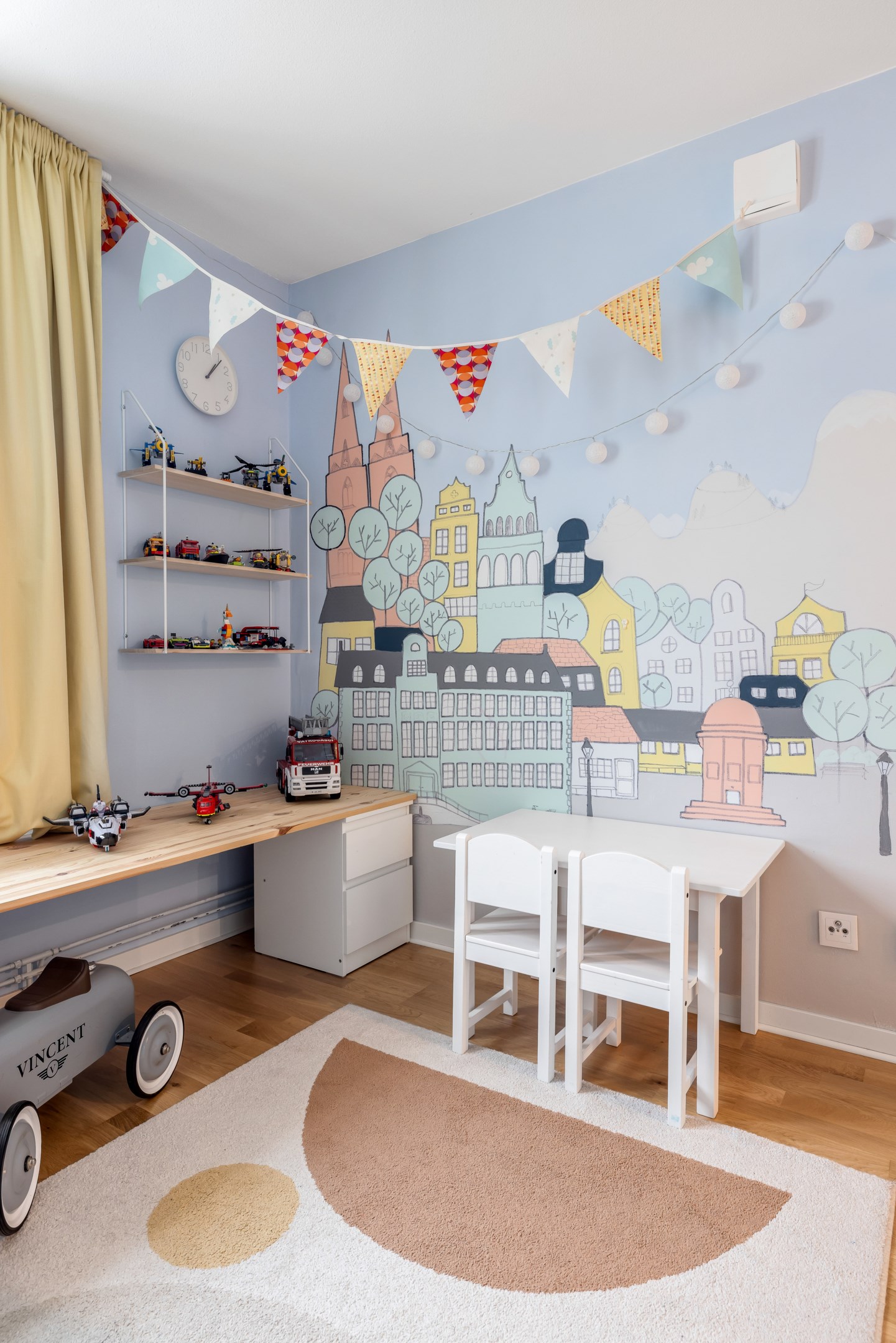 Bostadsbild från Västgötaresan 8, Till salu i Sävja, Uppsala