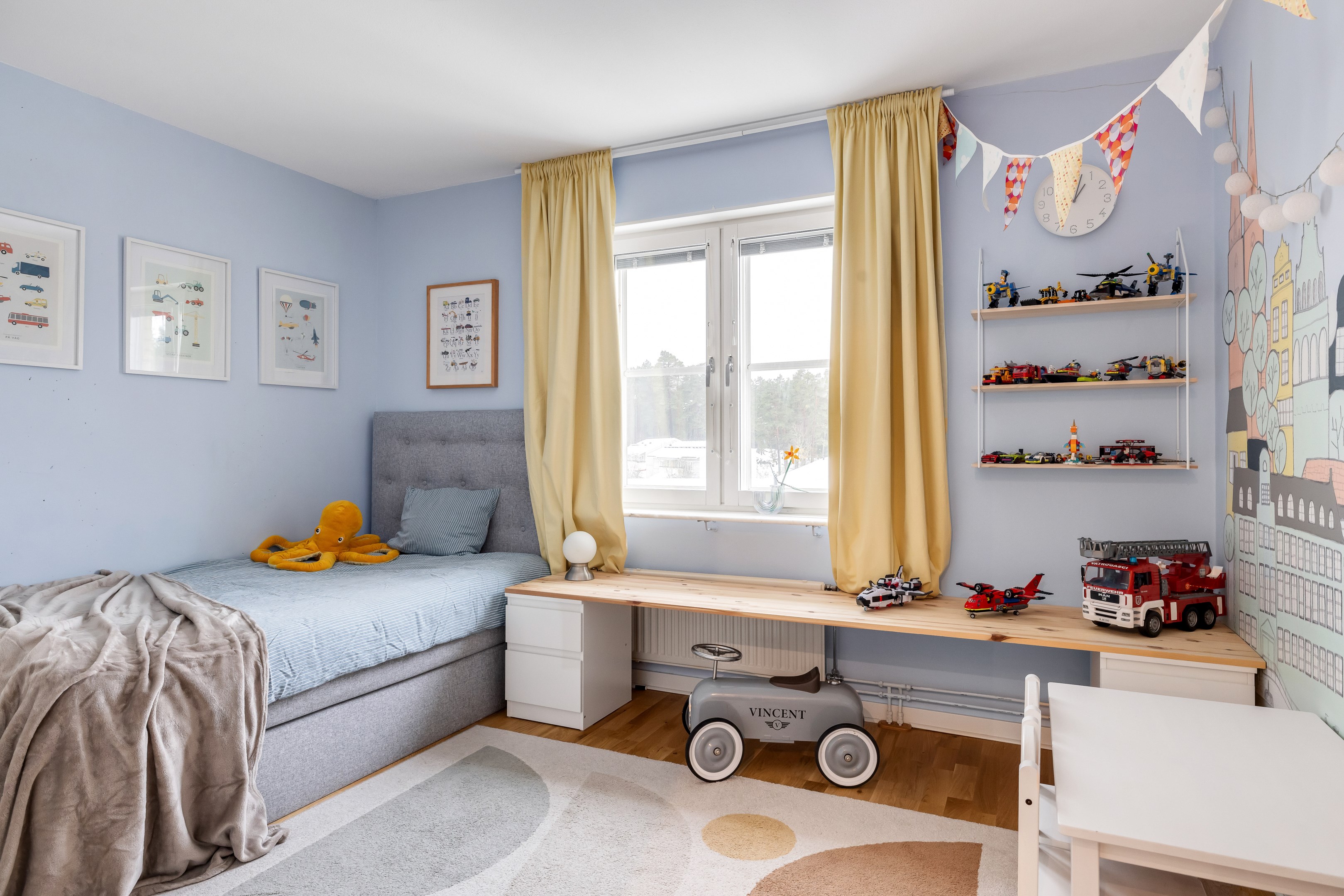 Bostadsbild från Västgötaresan 8, Till salu i Sävja, Uppsala